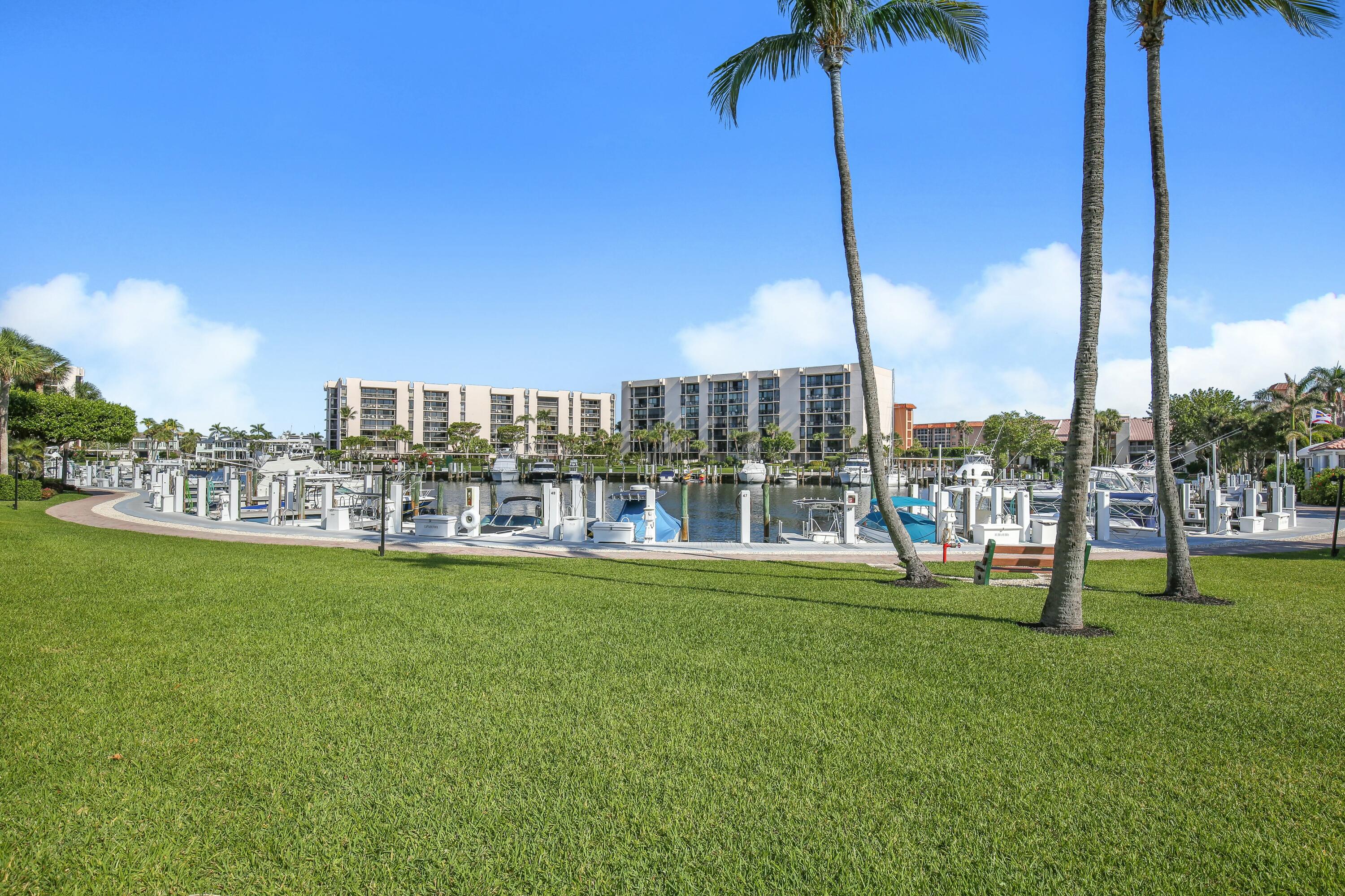 2667 N Ocean Boulevard I409