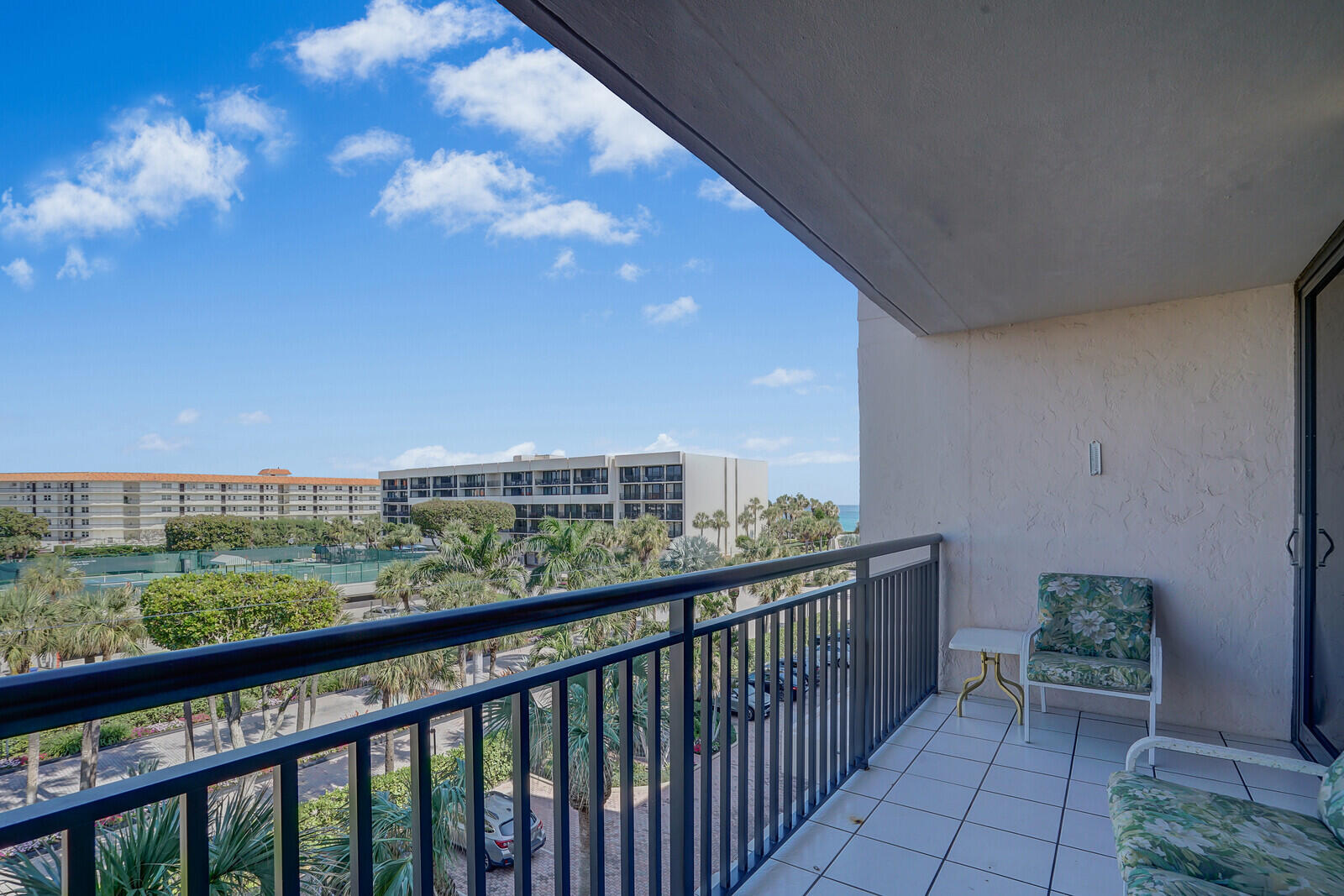 2667 N Ocean Boulevard I409