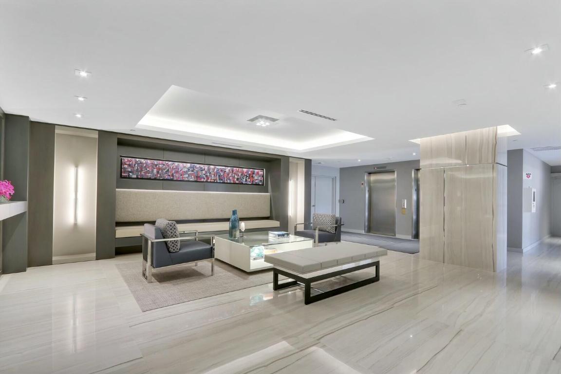 2667 N Ocean Boulevard I409