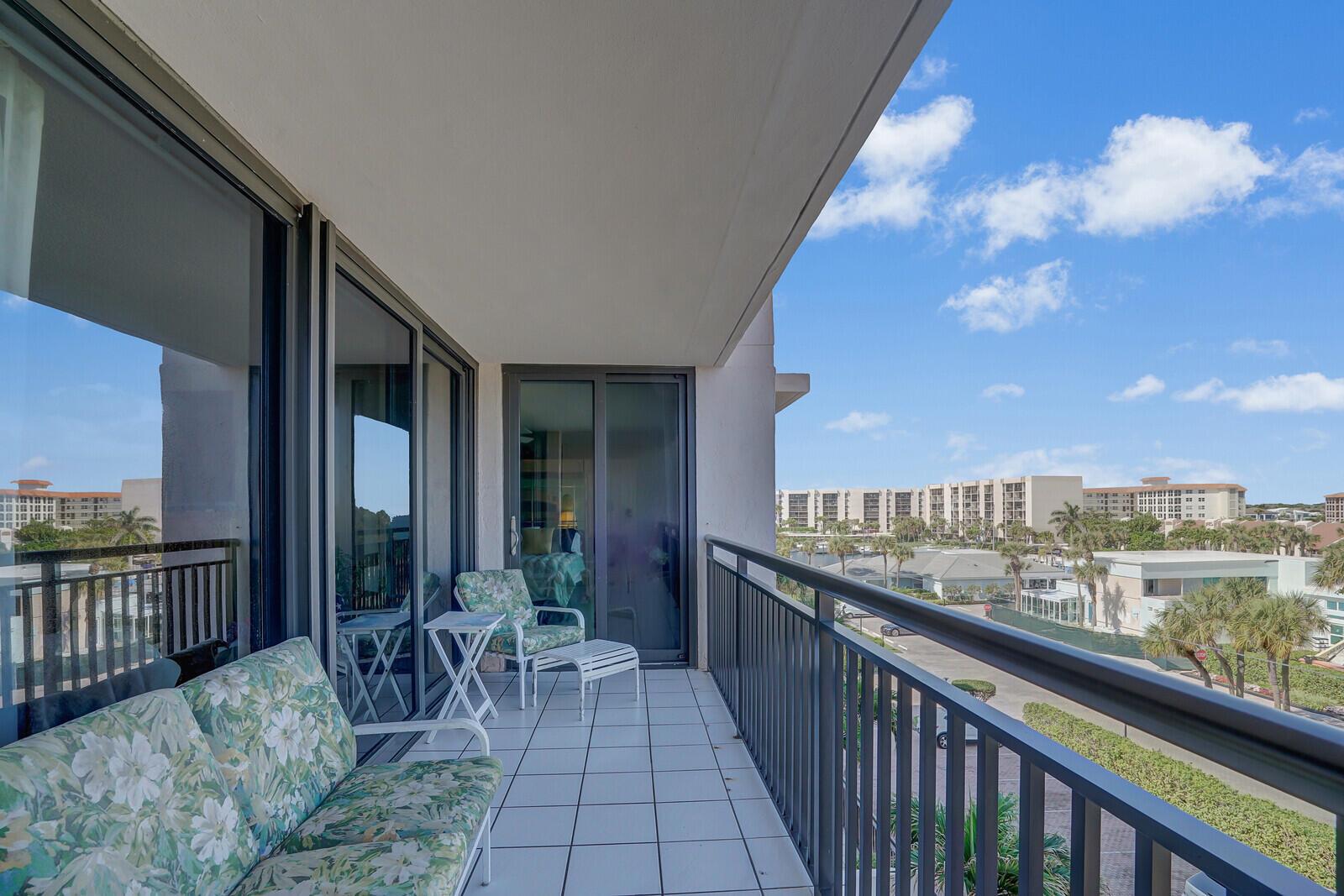 2667 N Ocean Boulevard I409