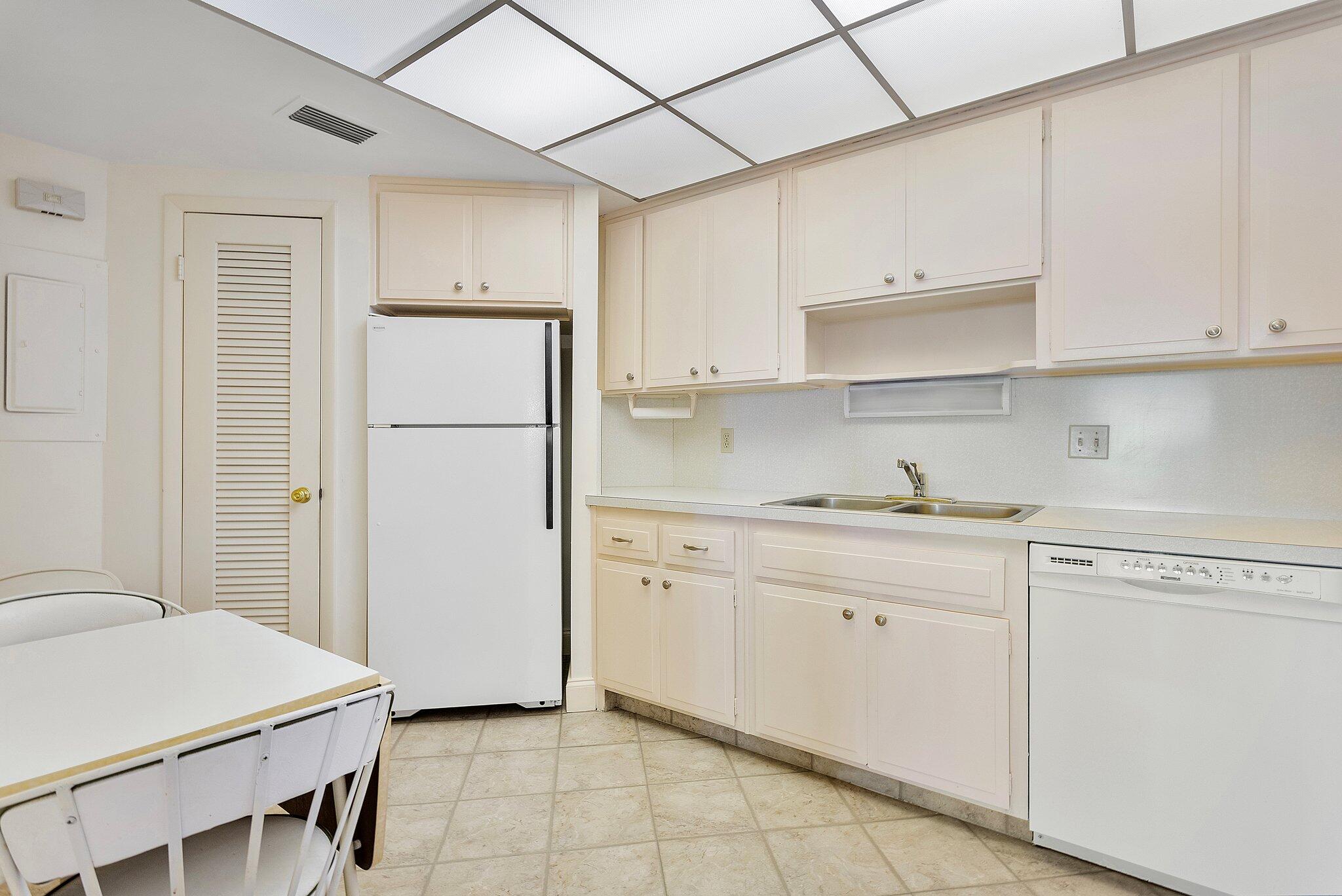 50 East Road 8d