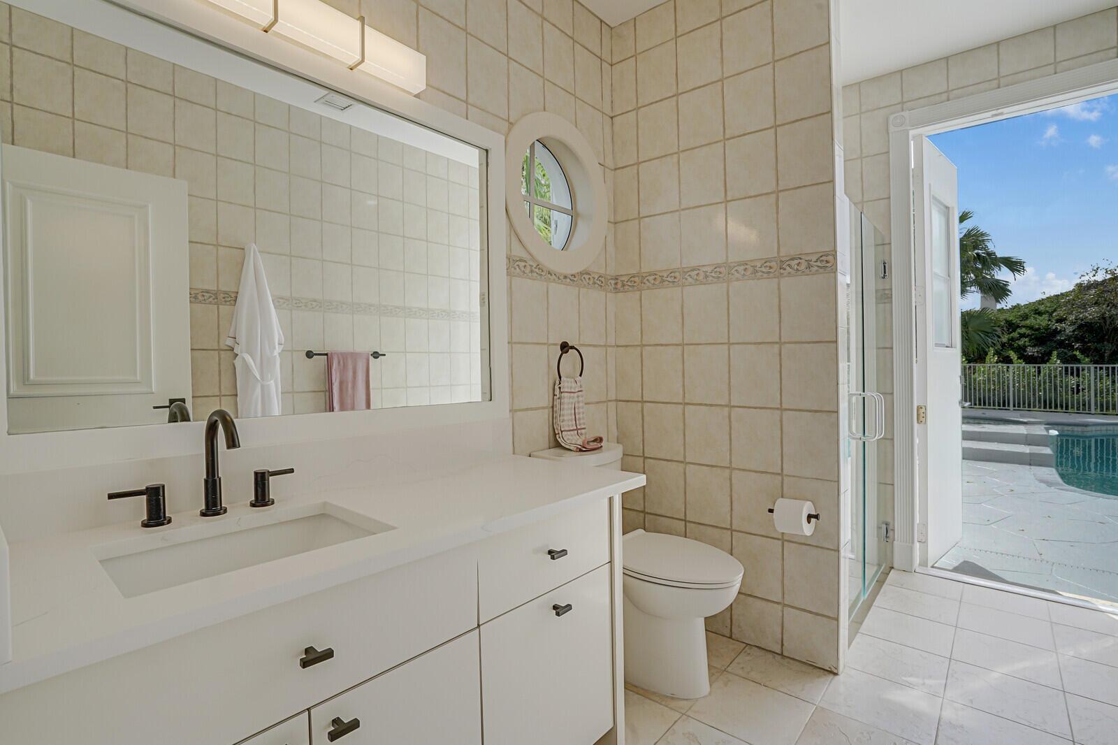 6282 NW 74th Terrace