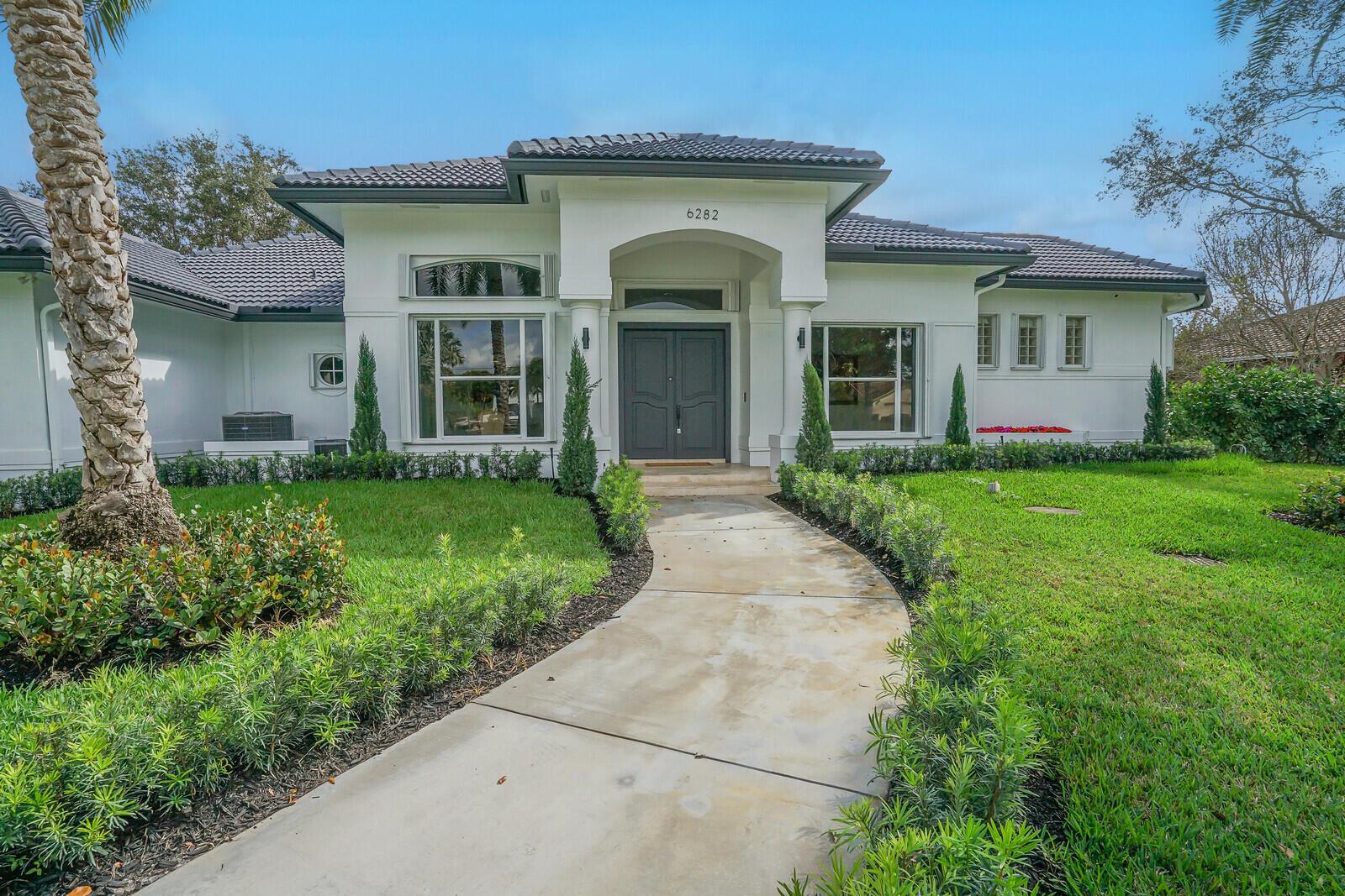 6282 NW 74th Terrace