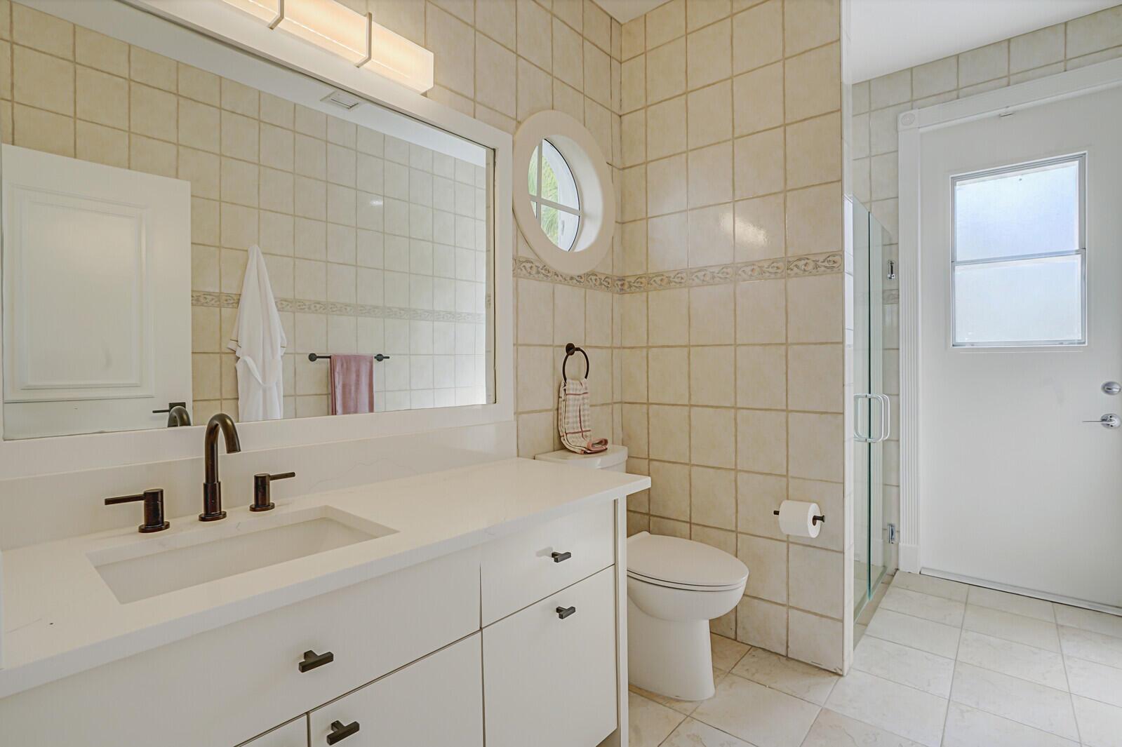 6282 NW 74th Terrace