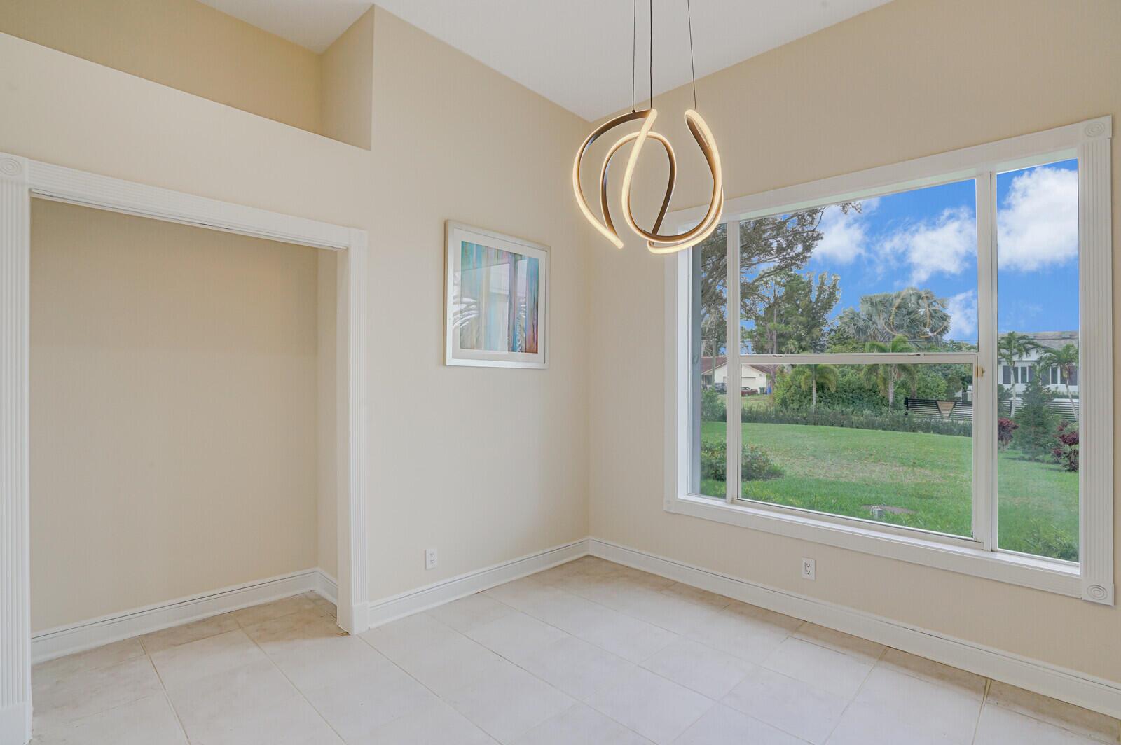 6282 NW 74th Terrace