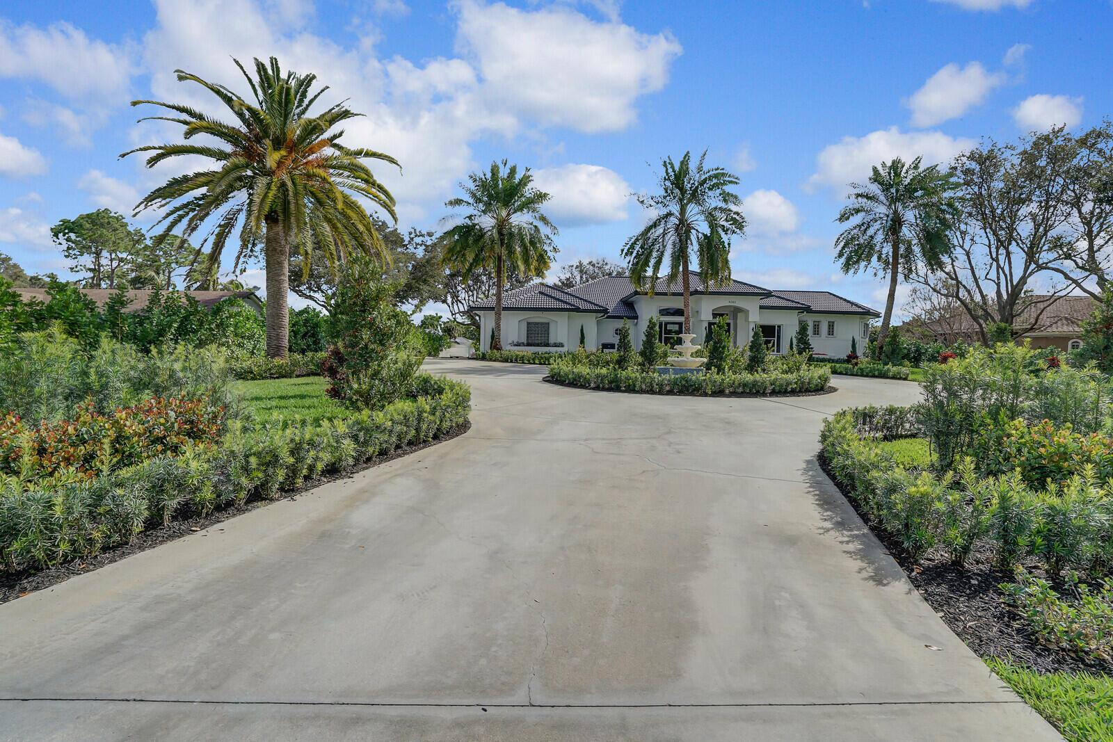 6282 NW 74th Terrace