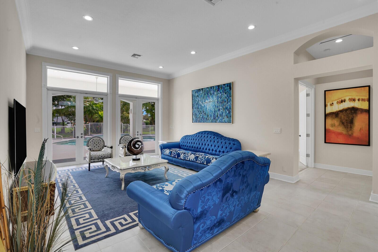 6282 NW 74th Terrace