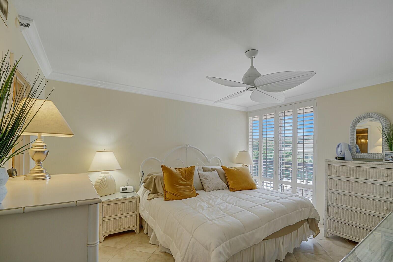2687 N Ocean Boulevard 305-G