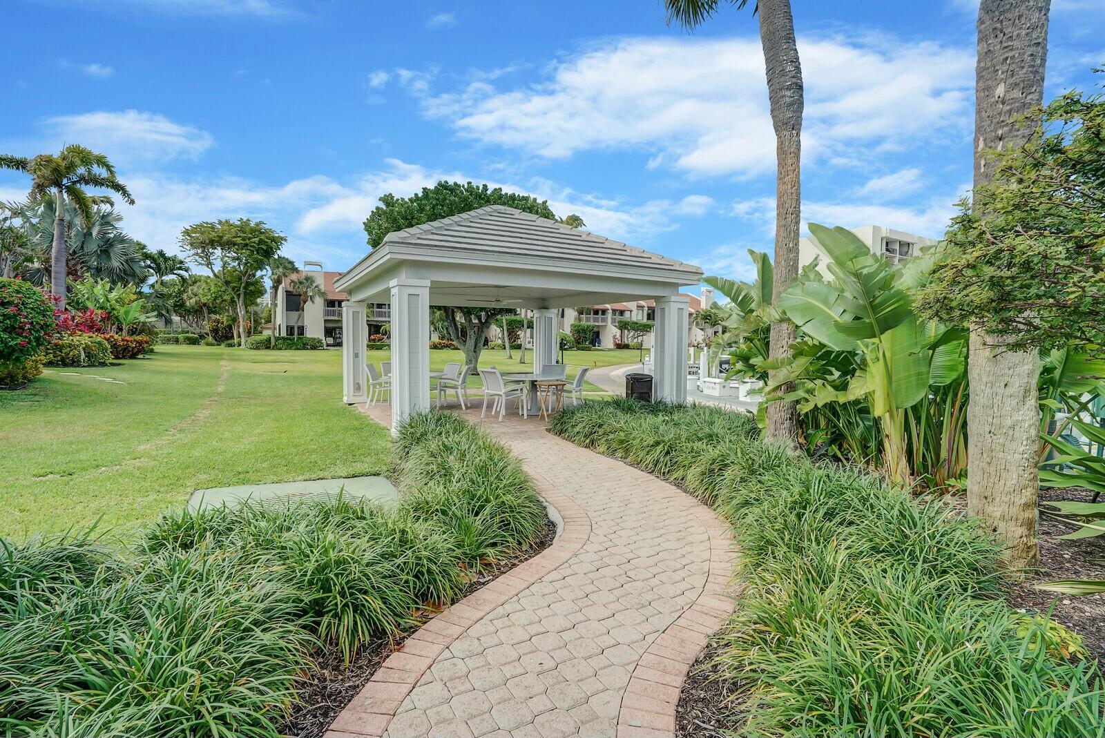 2687 N Ocean Boulevard 305-G