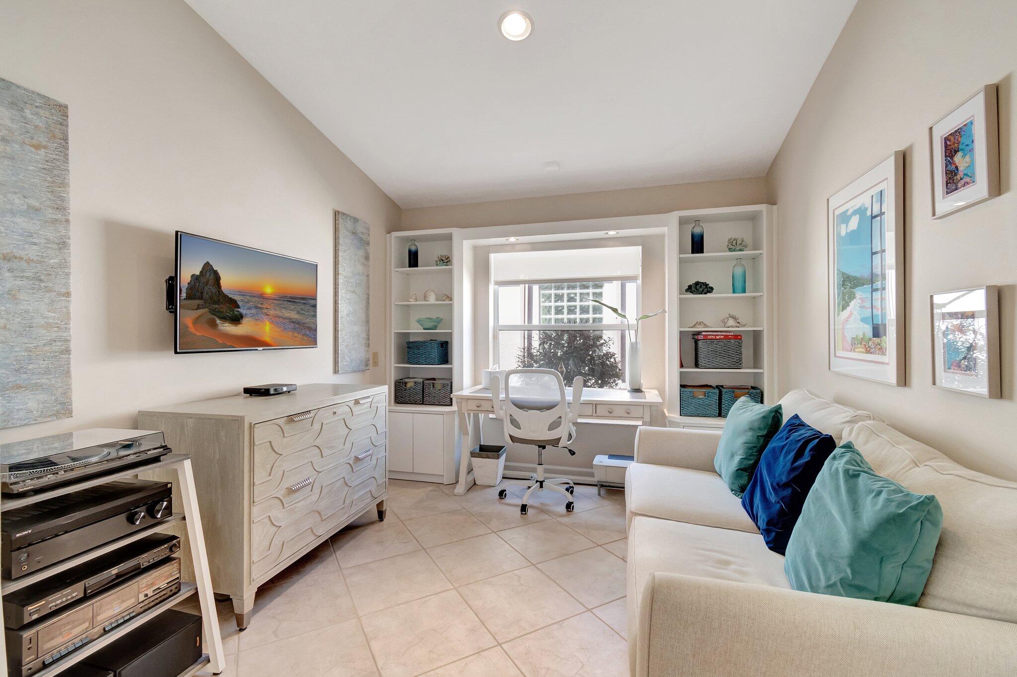 11944 Manzano Avenue