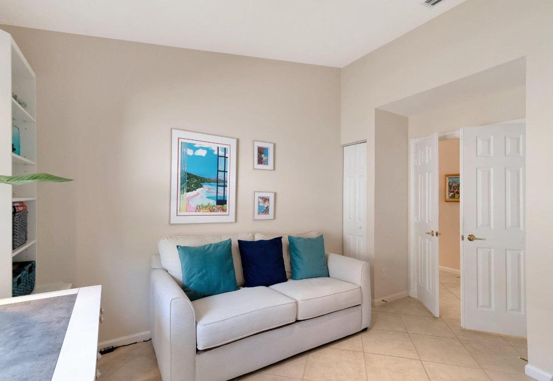 11944 Manzano Avenue