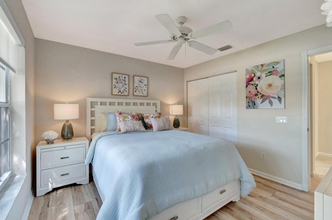 11944 Manzano Avenue