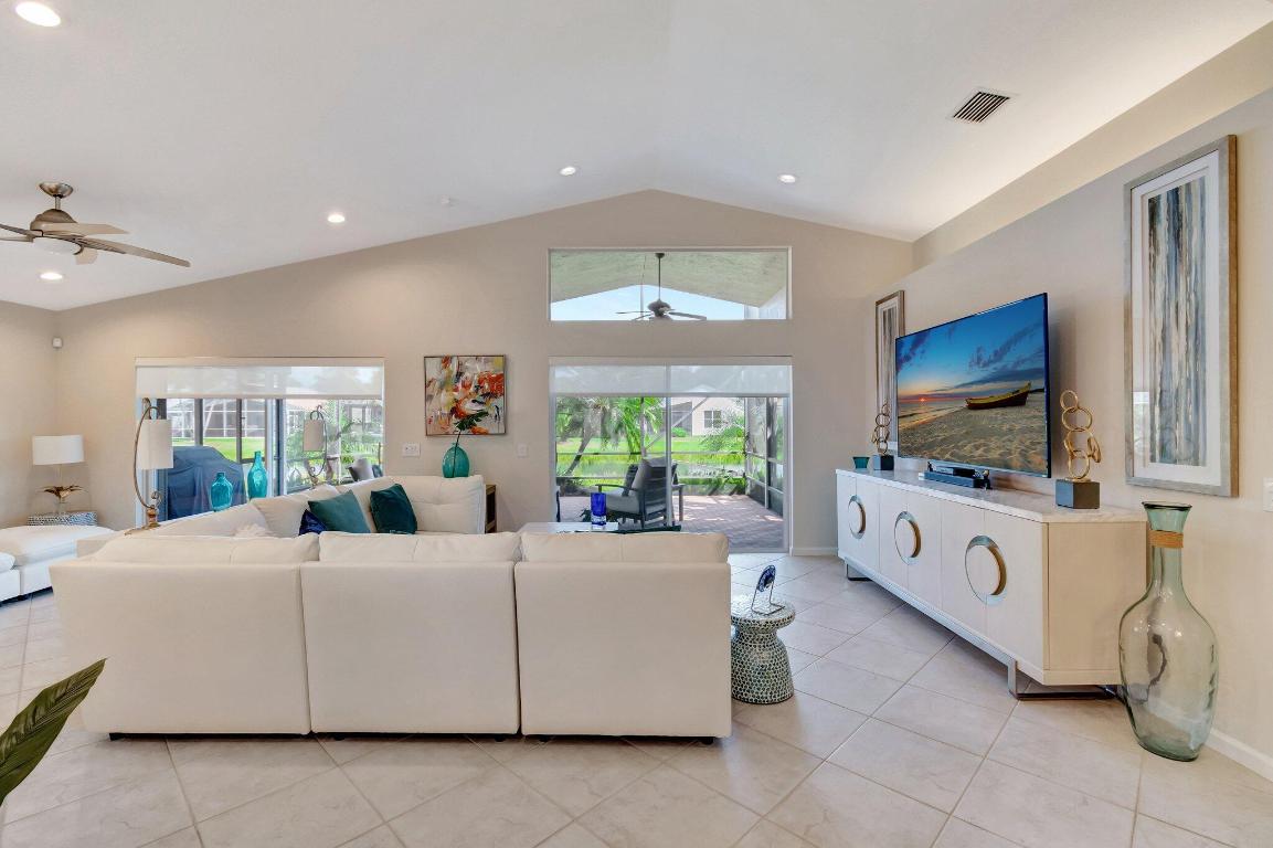 11944 Manzano Avenue