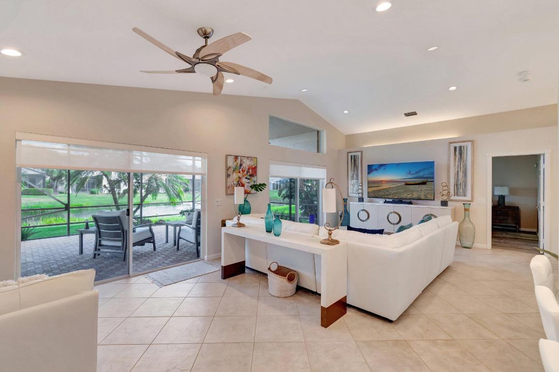 11944 Manzano Avenue