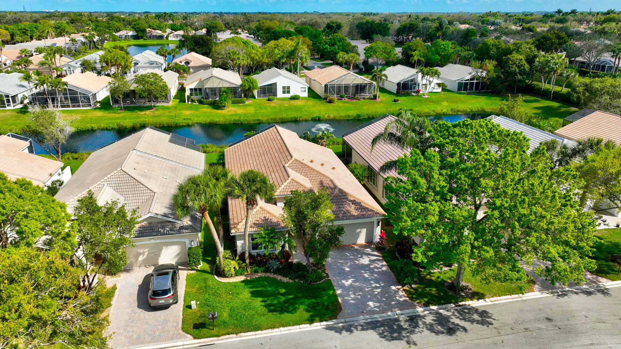 11944 Manzano Avenue