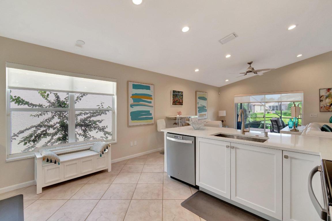 11944 Manzano Avenue