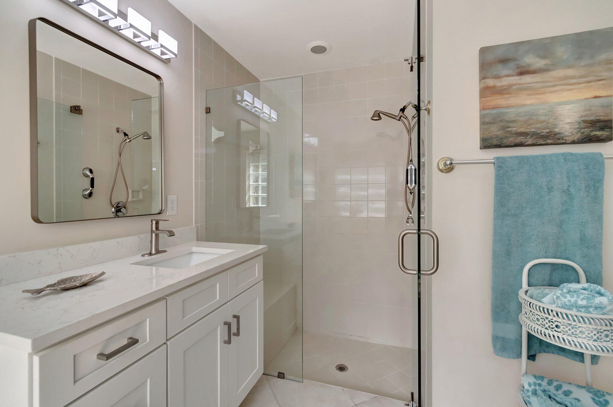 11944 Manzano Avenue