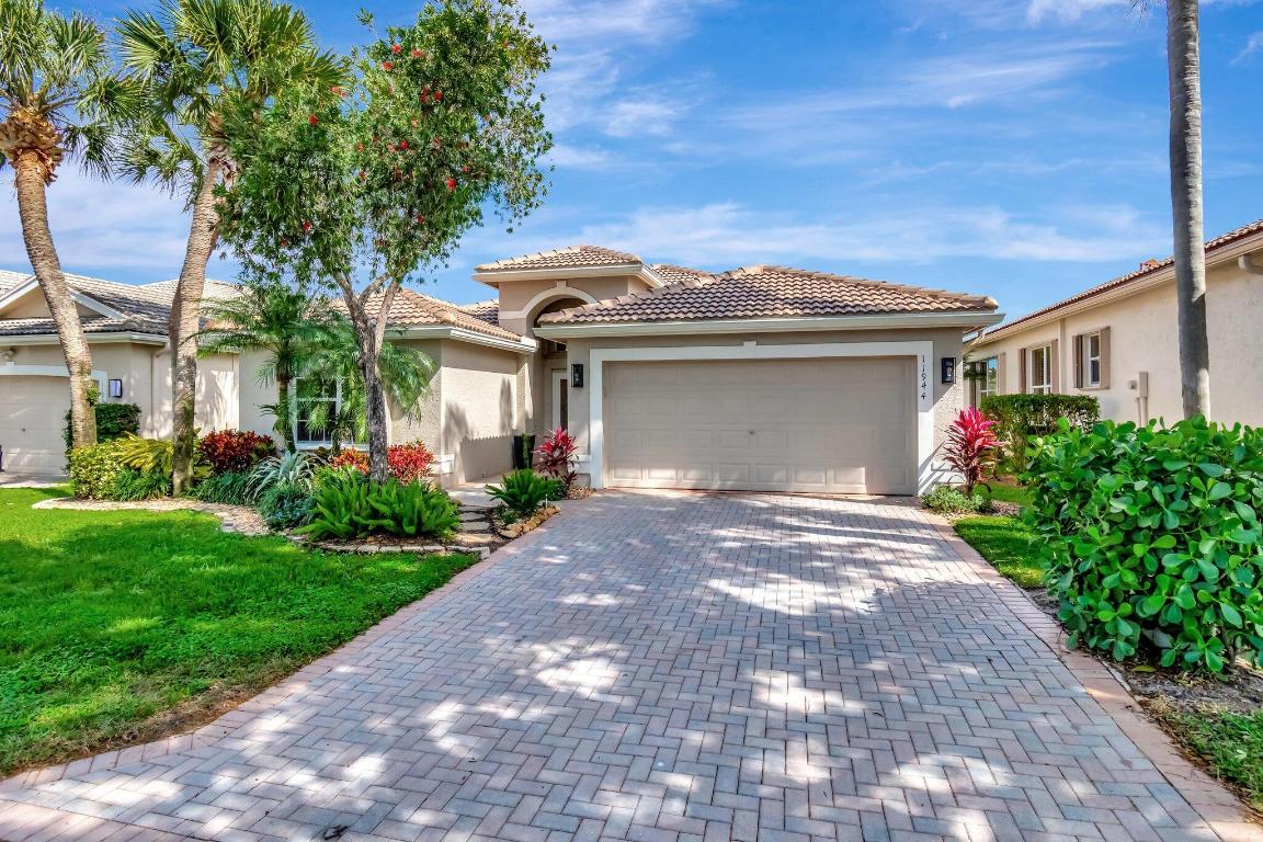 11944 Manzano Avenue