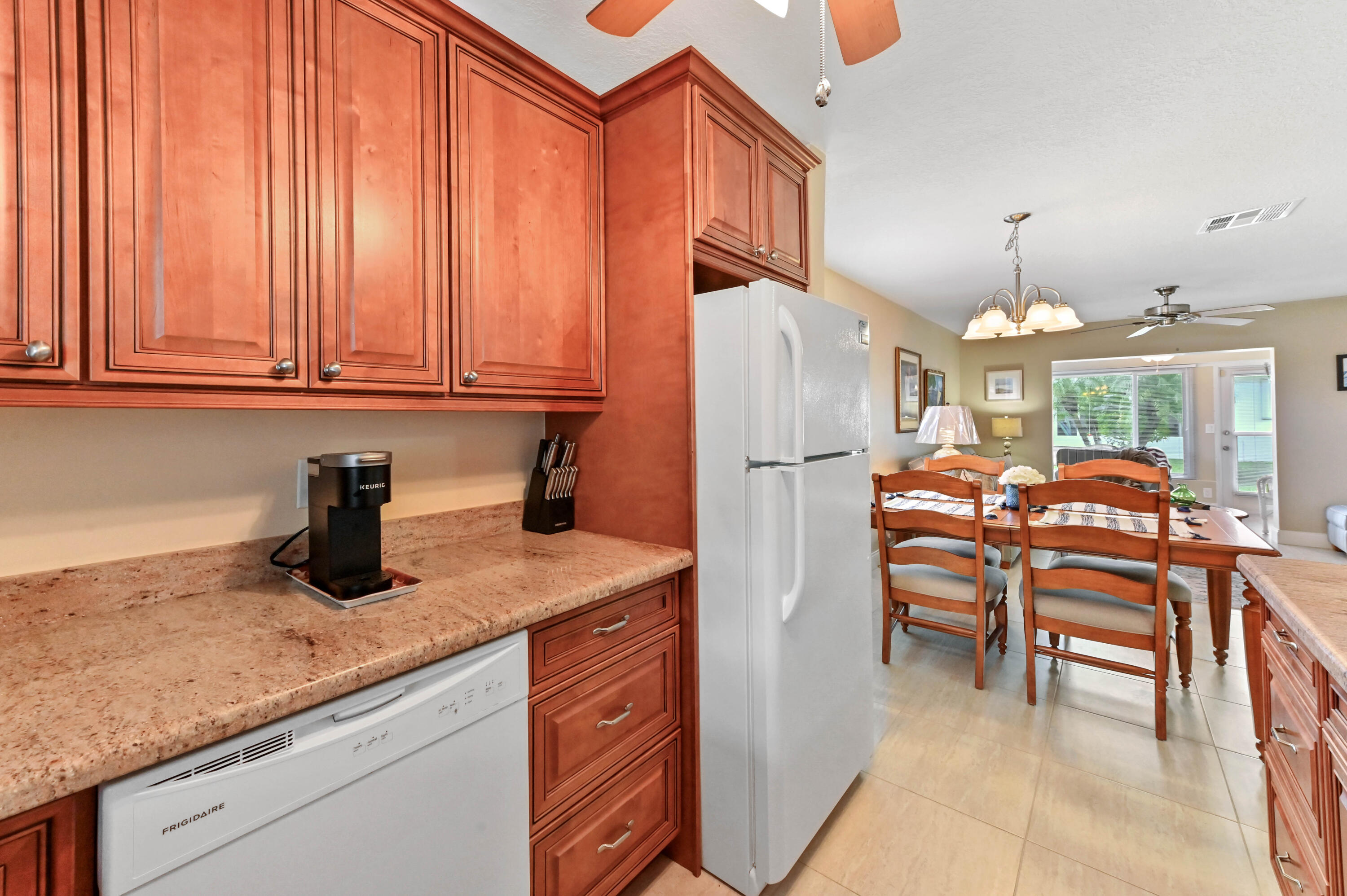 200 Leisure Lake Circle 106, Boynton Beach Unit: 106