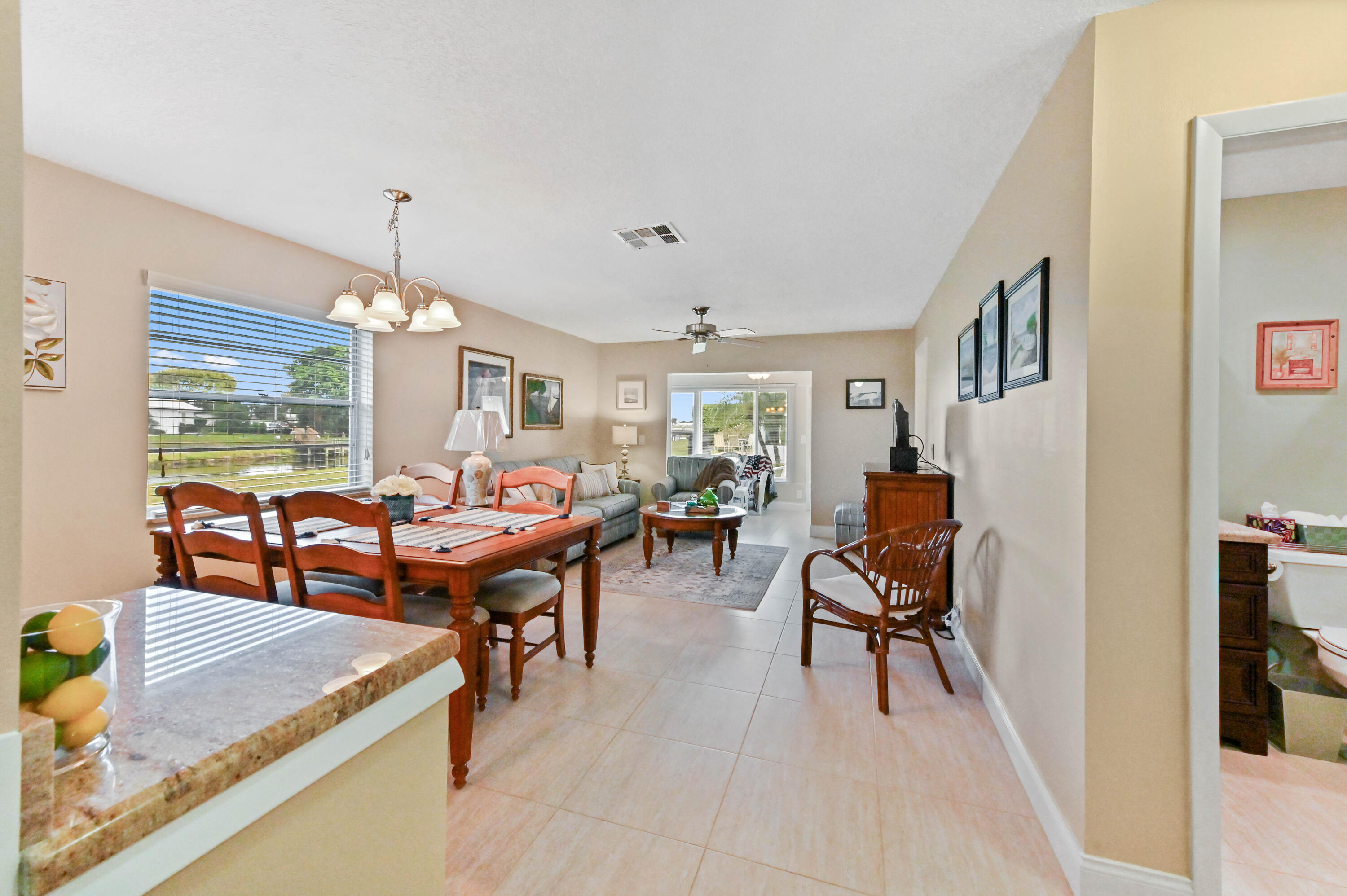 200 Leisure Lake Circle 106, Boynton Beach Unit: 106