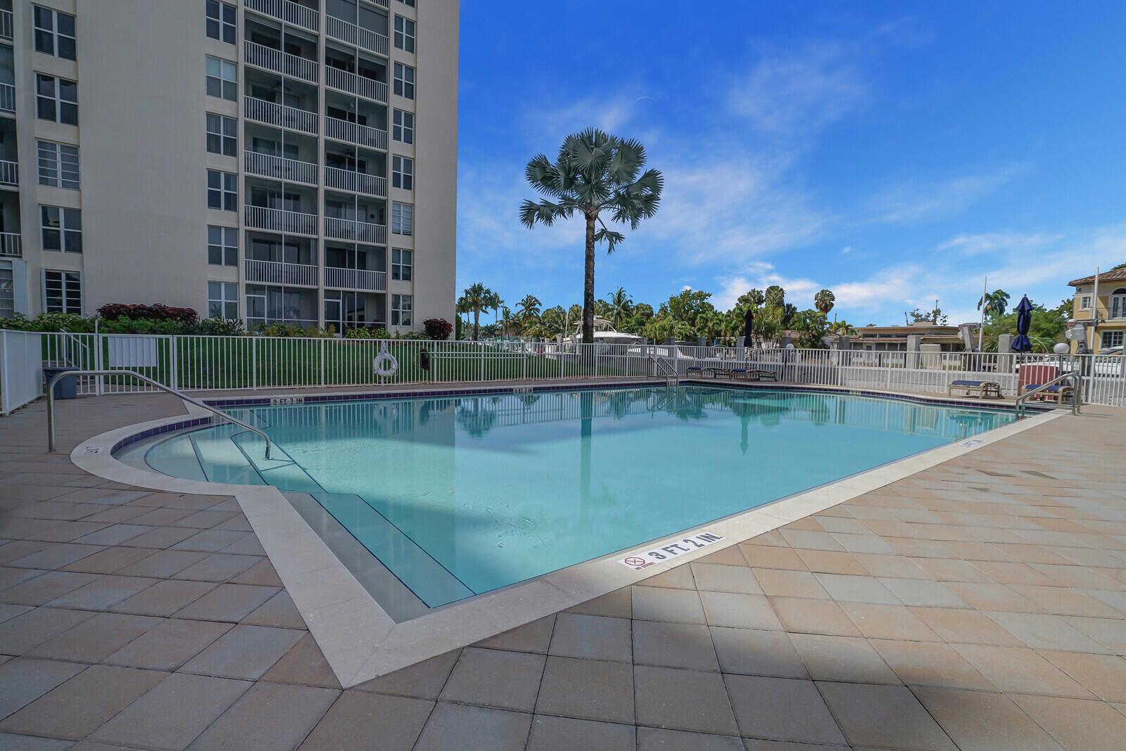 1391 S Ocean Boulevard 805