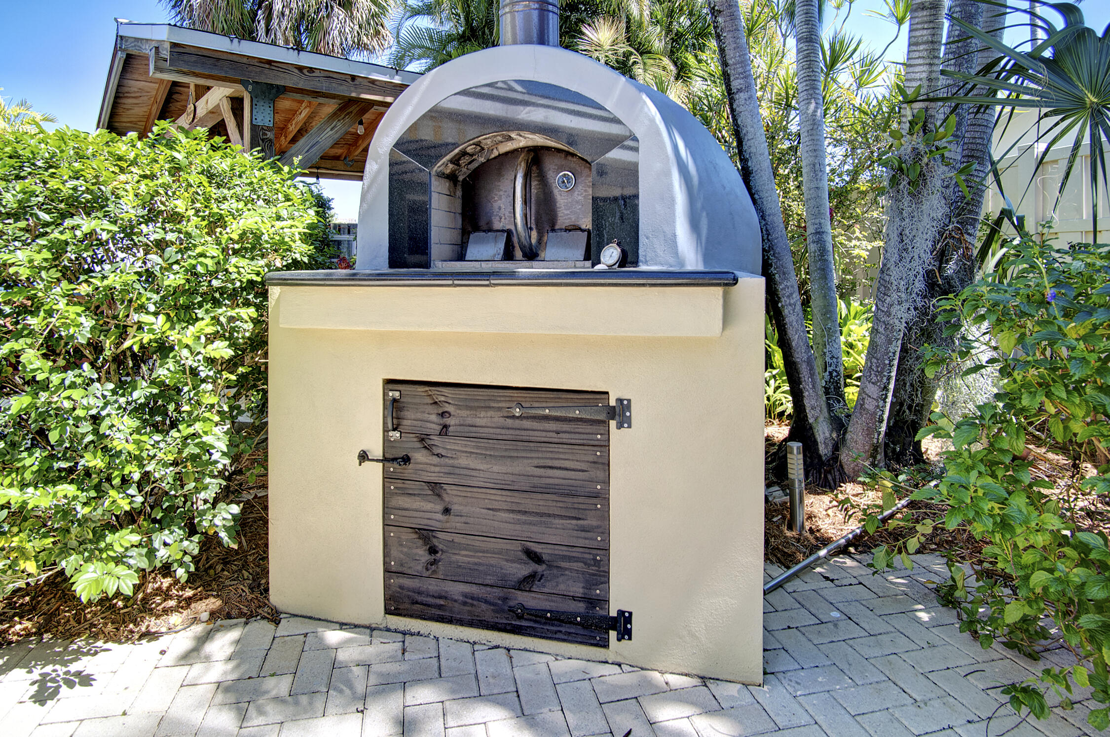 4928 Rabbit Hollow Drive