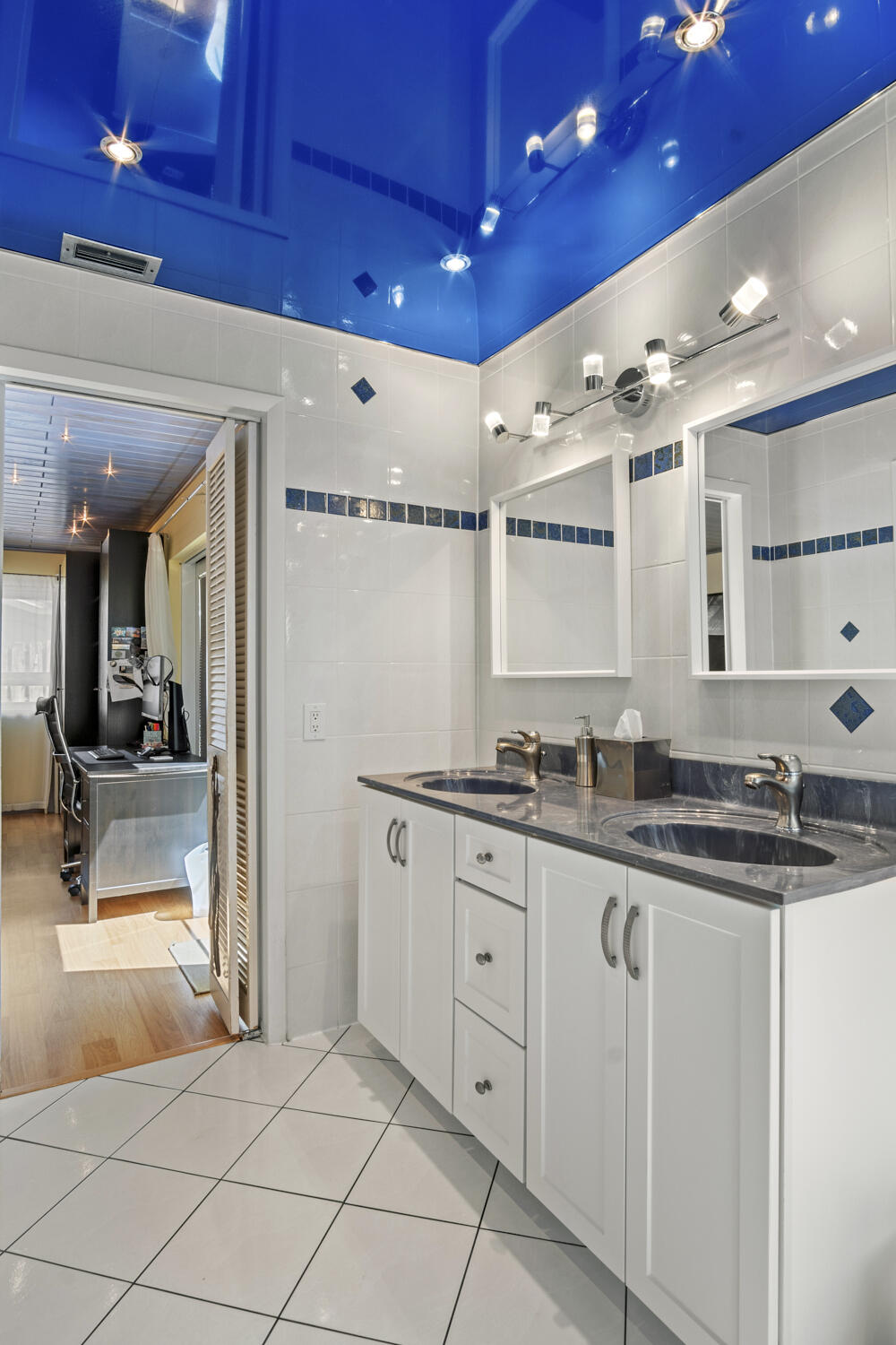 4928 Rabbit Hollow Drive