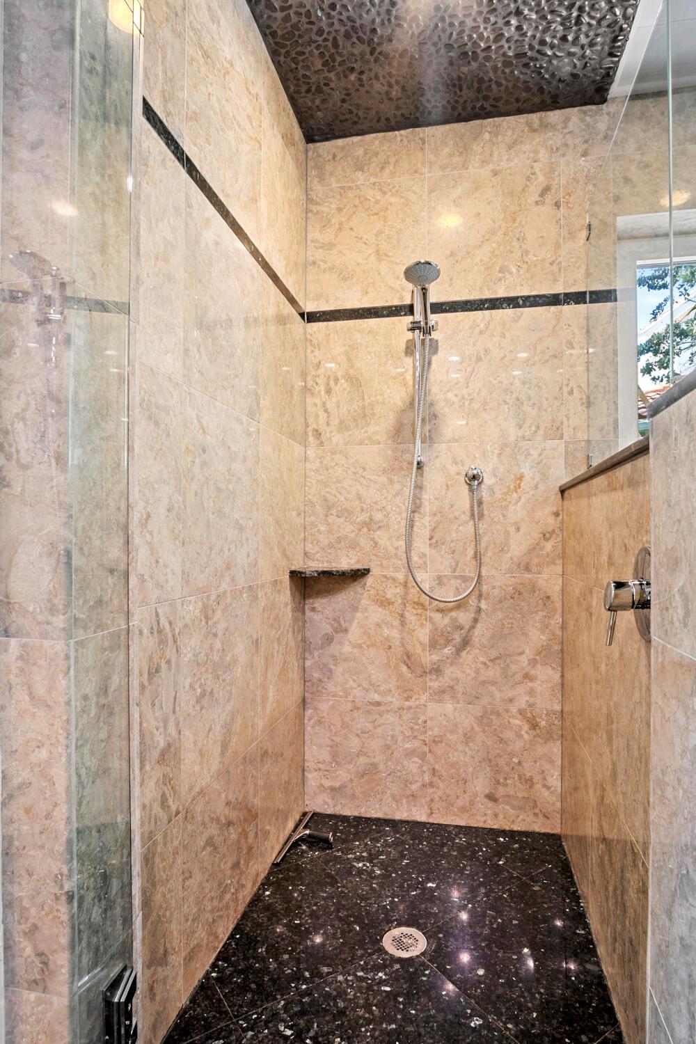 4928 Rabbit Hollow Drive