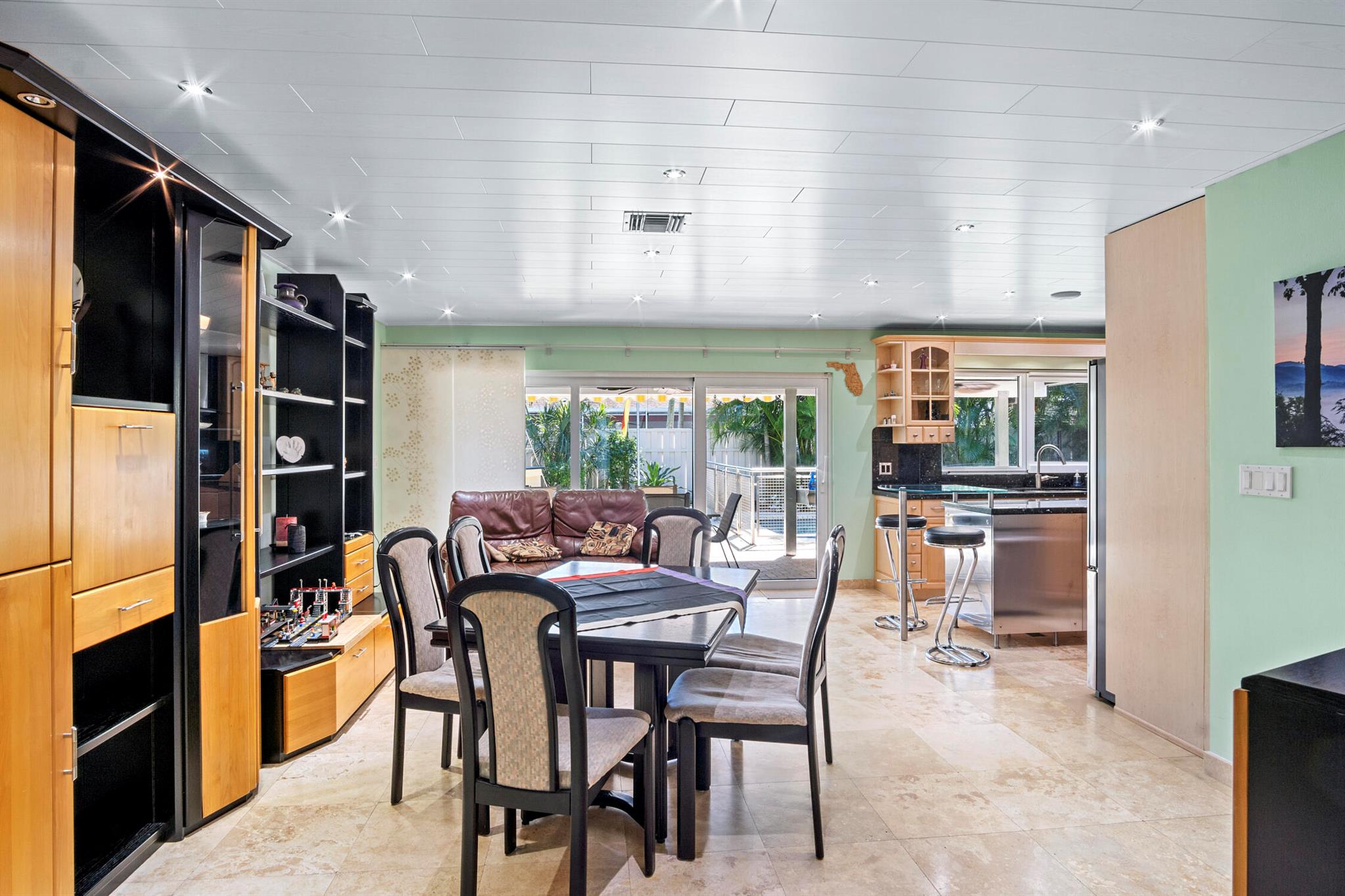 4928 Rabbit Hollow Drive