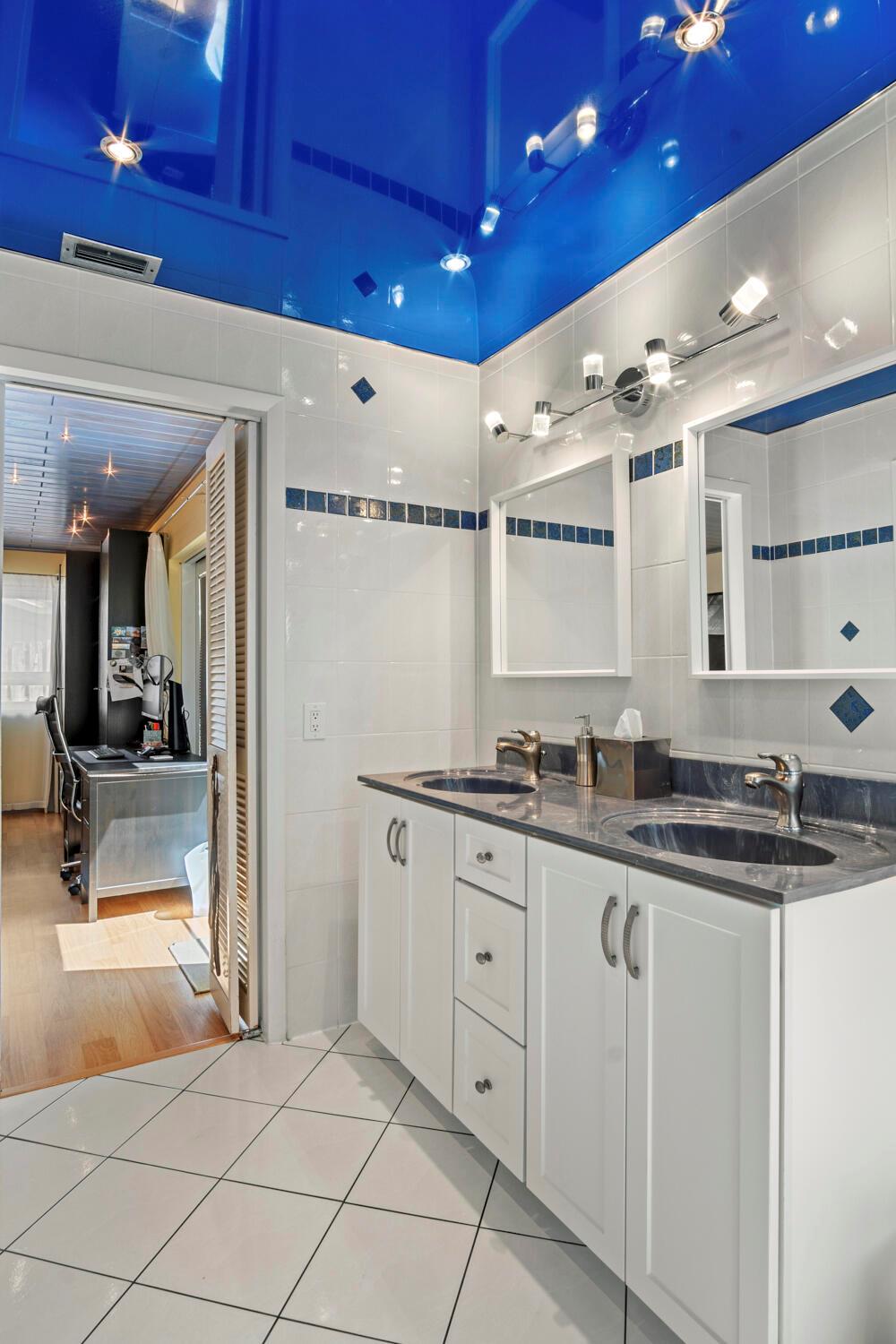 4928 Rabbit Hollow Drive