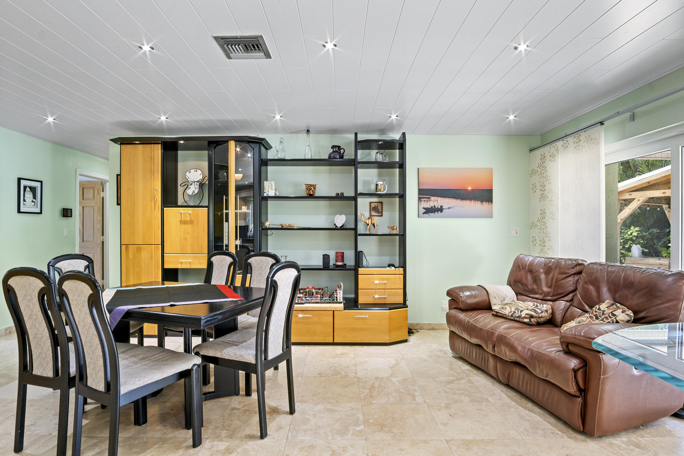 4928 Rabbit Hollow Drive