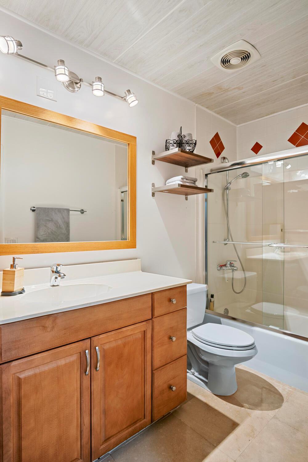 4928 Rabbit Hollow Drive