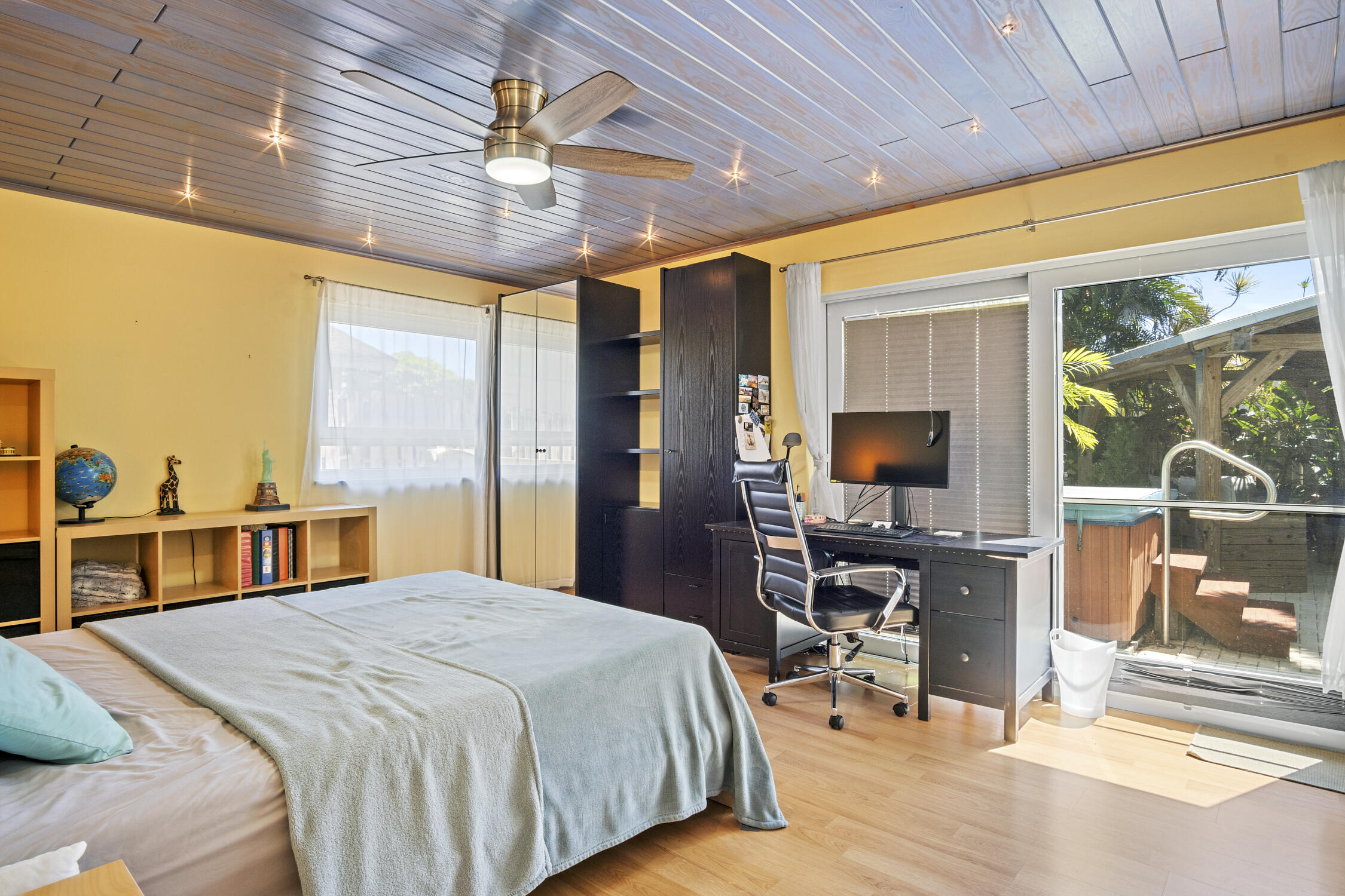 4928 Rabbit Hollow Drive