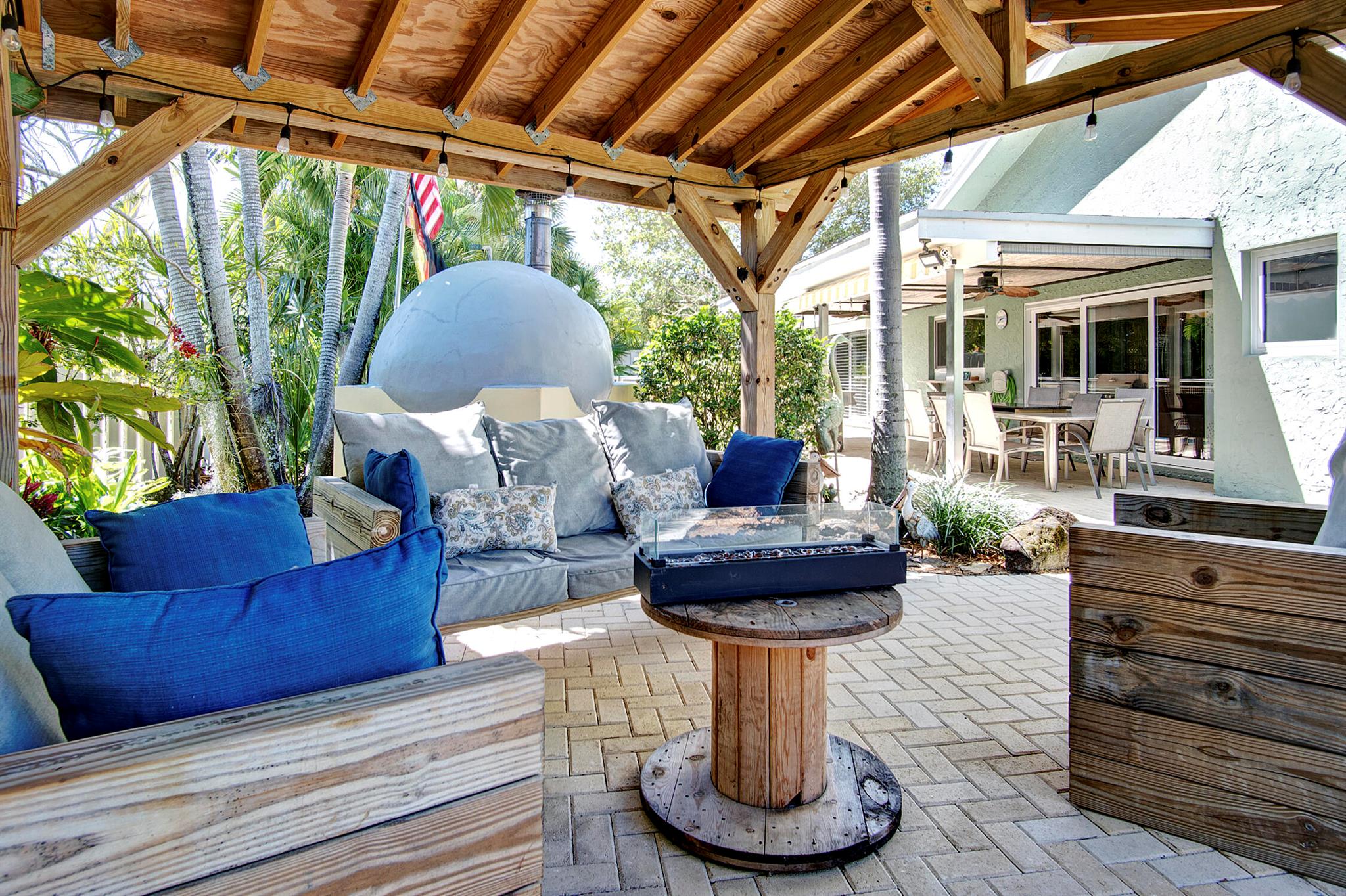 4928 Rabbit Hollow Drive