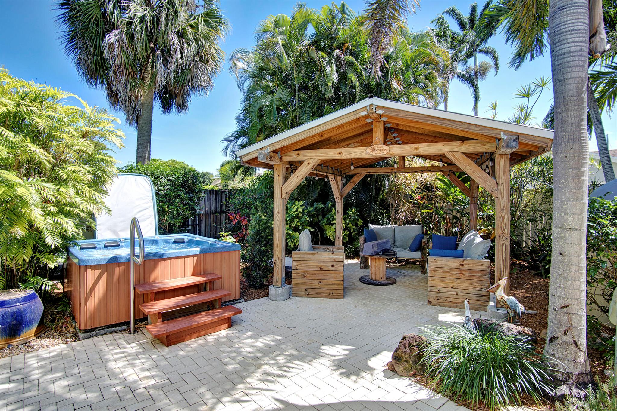 4928 Rabbit Hollow Drive