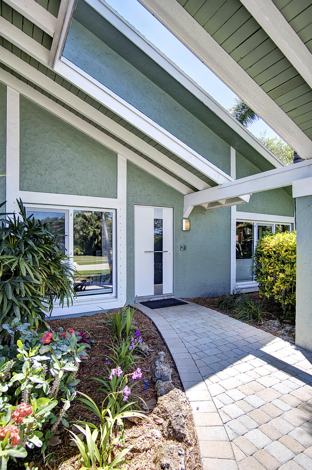 4928 Rabbit Hollow Drive