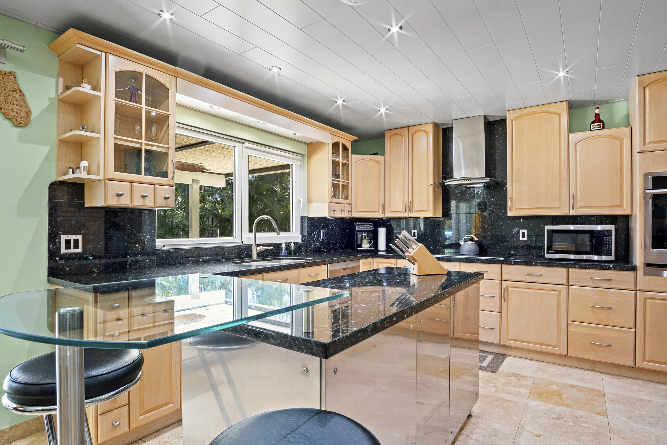 4928 Rabbit Hollow Drive