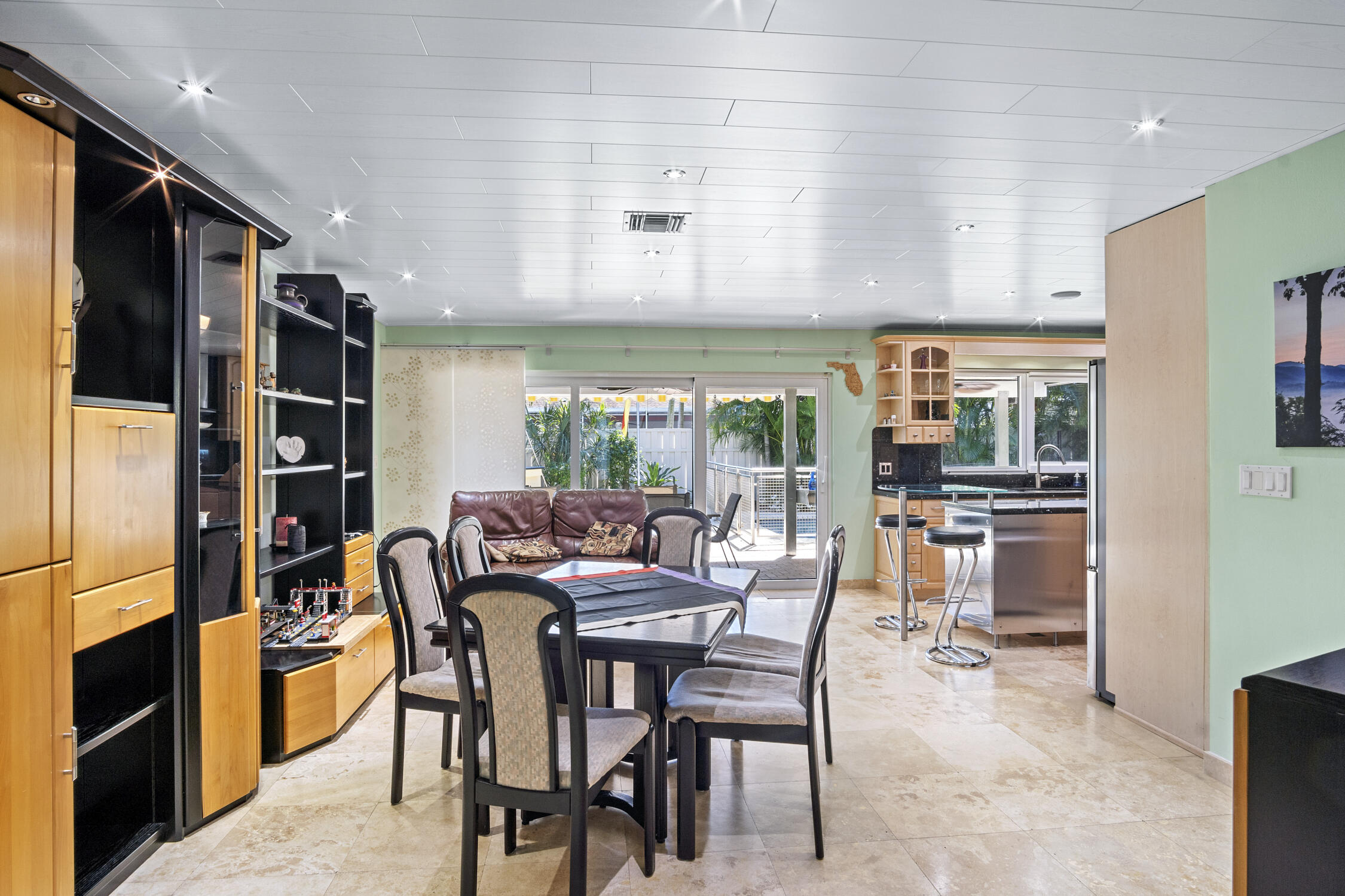 4928 Rabbit Hollow Drive