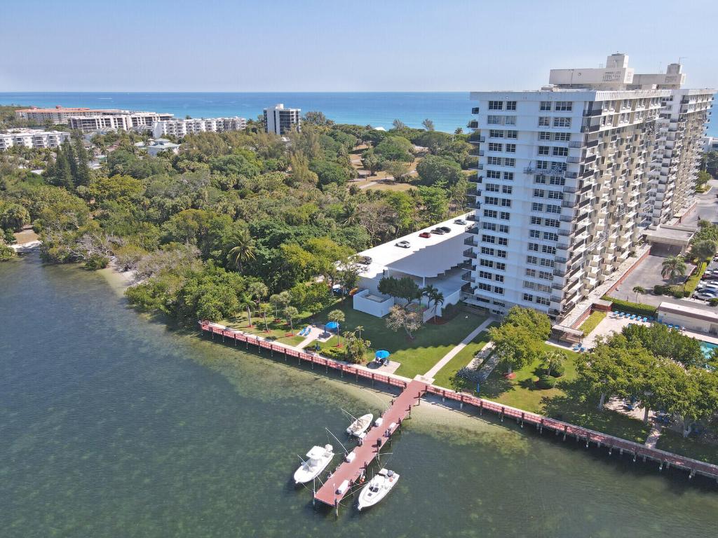 2121 N Ocean Boulevard 103-E