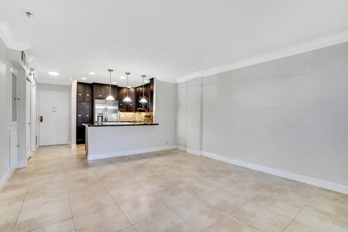 2121 N Ocean Boulevard 103-E