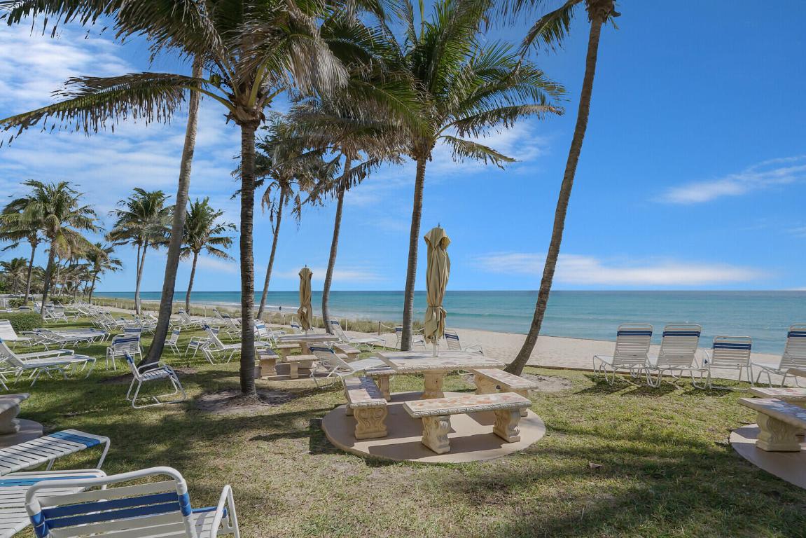 1051 Hillsboro Mile 902 E