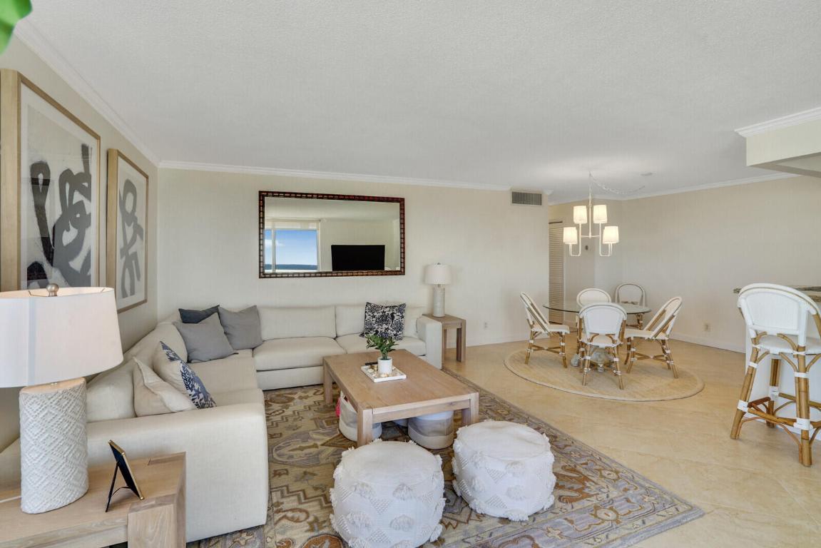 1051 Hillsboro Mile 902 E