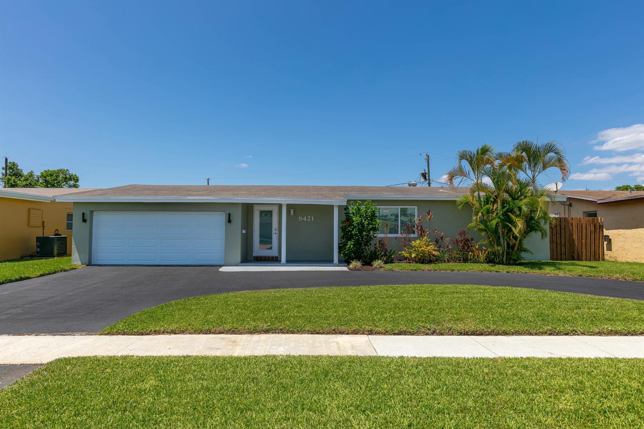 8421 NW 24th Street