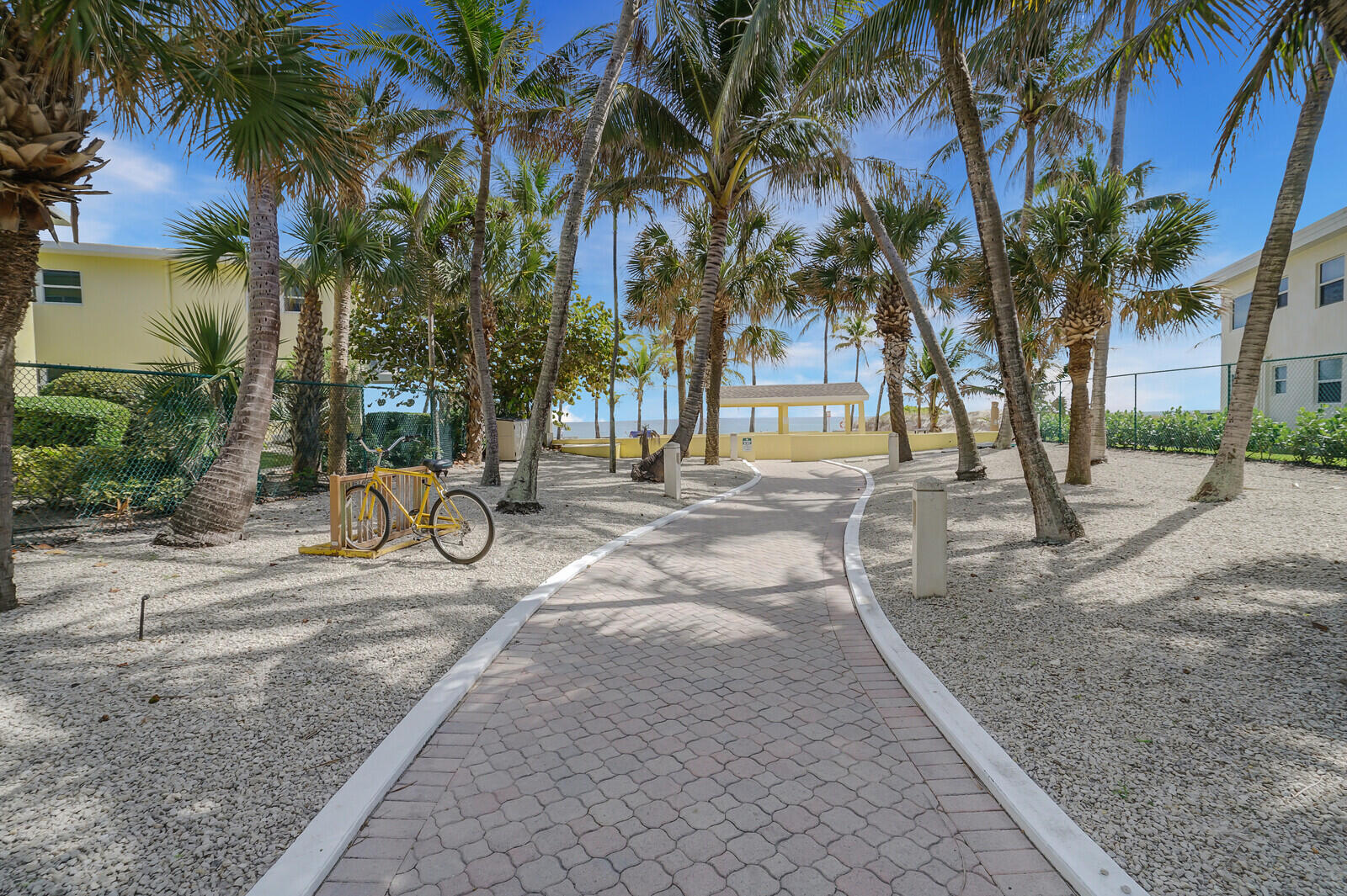 1391 S Ocean Boulevard 805