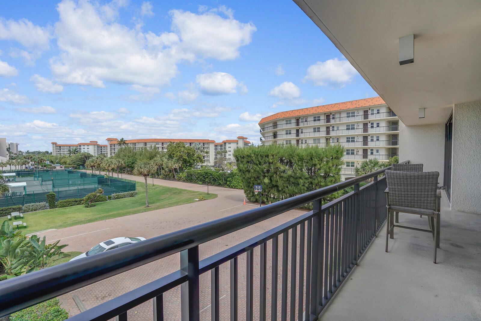 2727 N Ocean Boulevard A-202