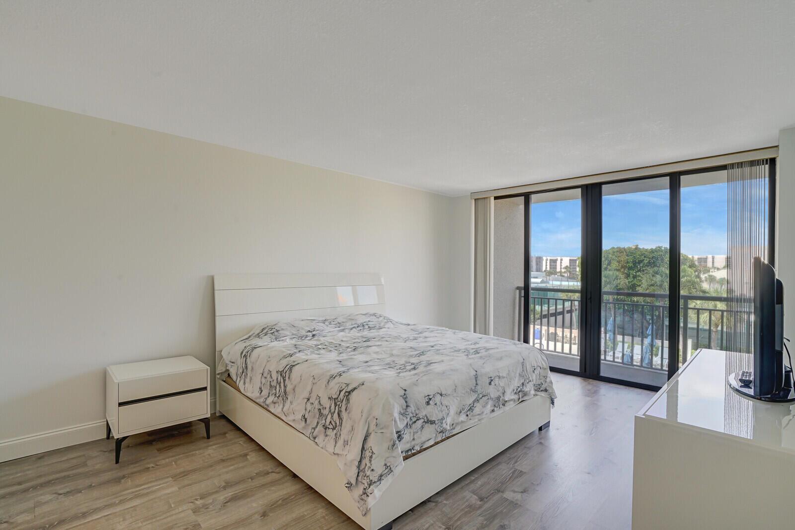 2727 N Ocean Boulevard A-202