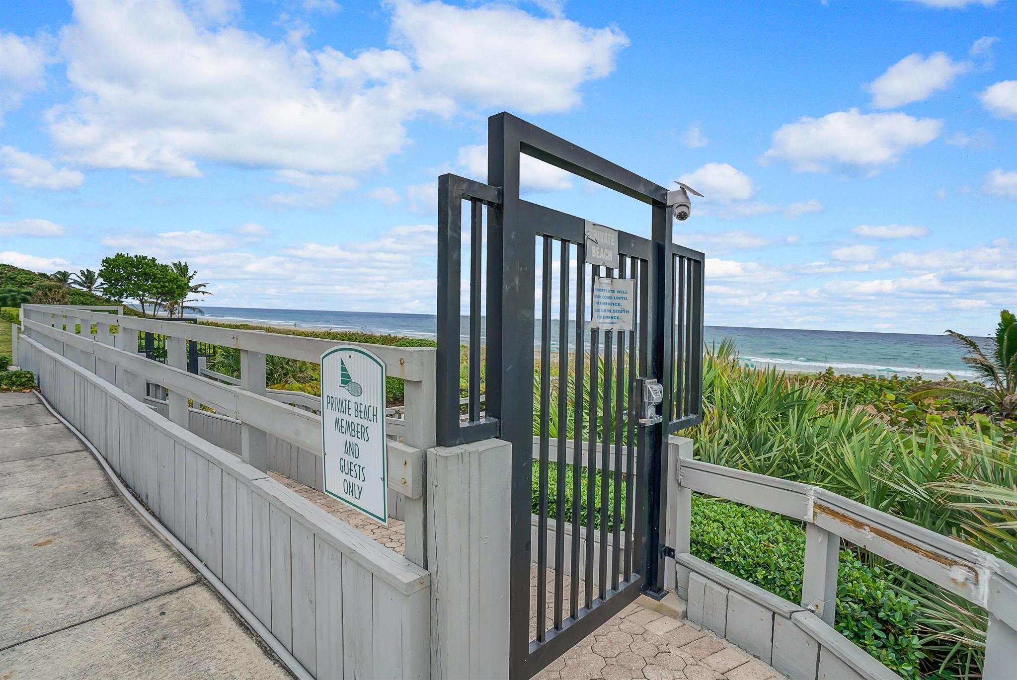2727 N Ocean Boulevard A-202