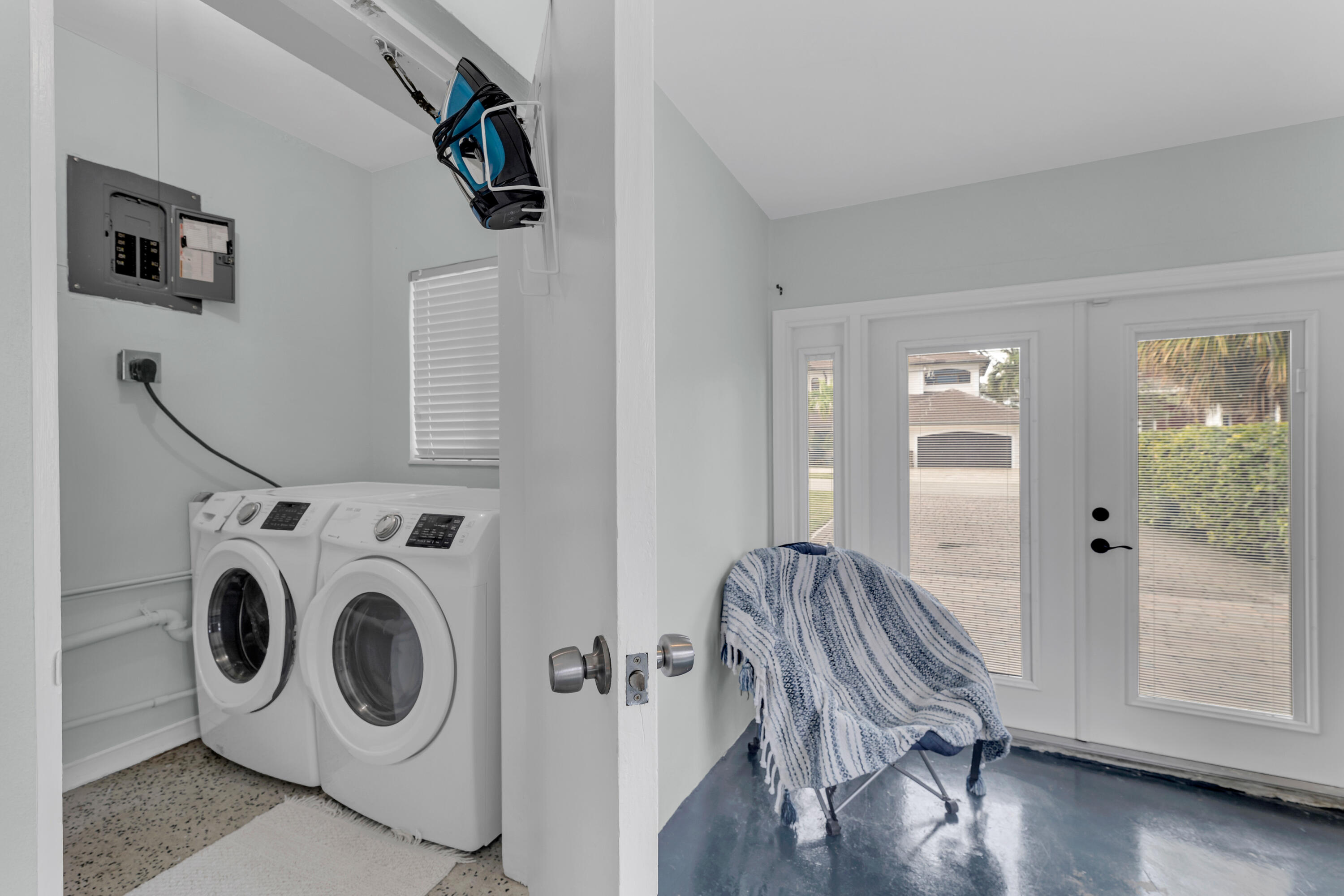 348 SE 18th Avenue