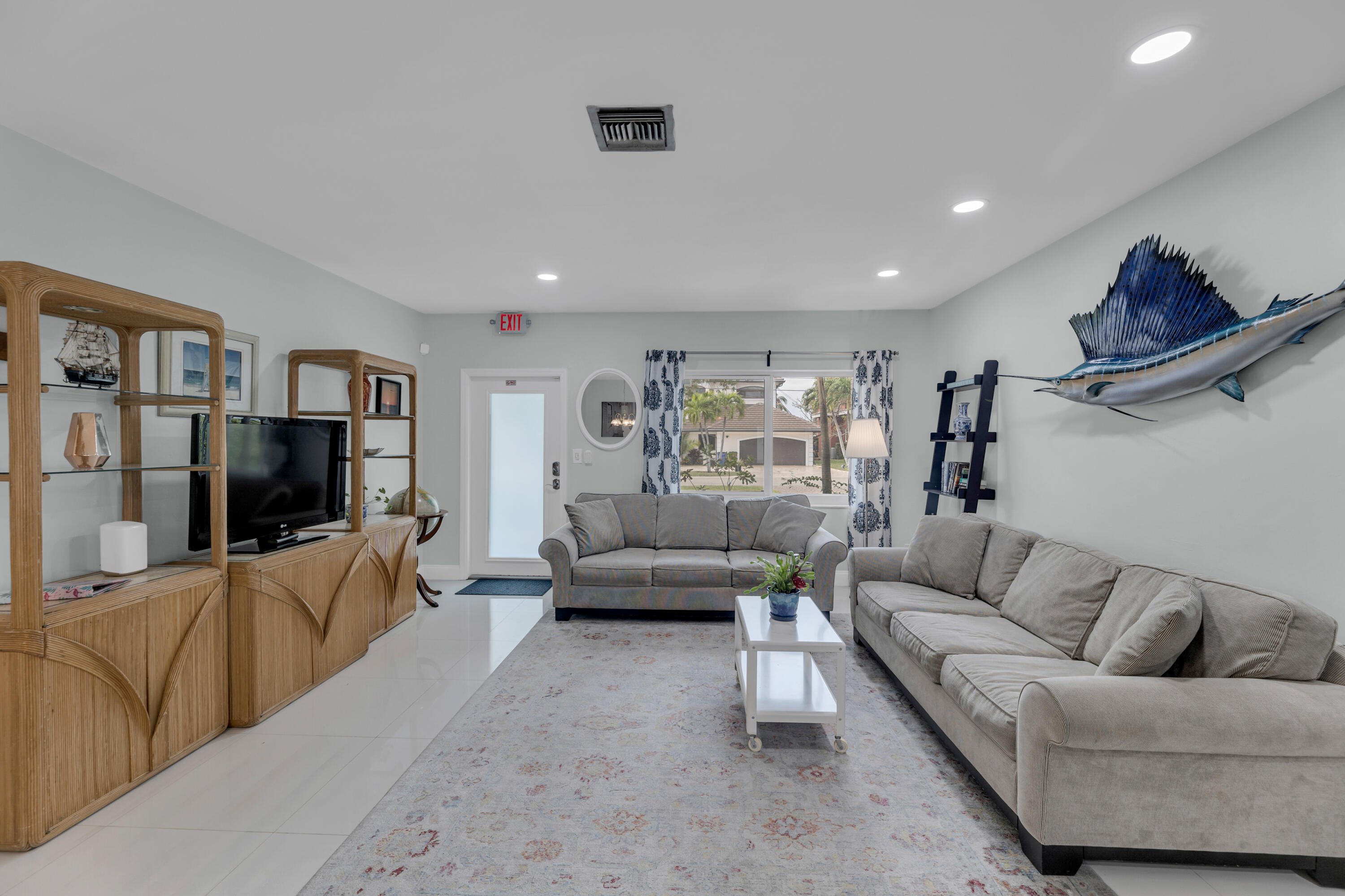 348 SE 18th Avenue
