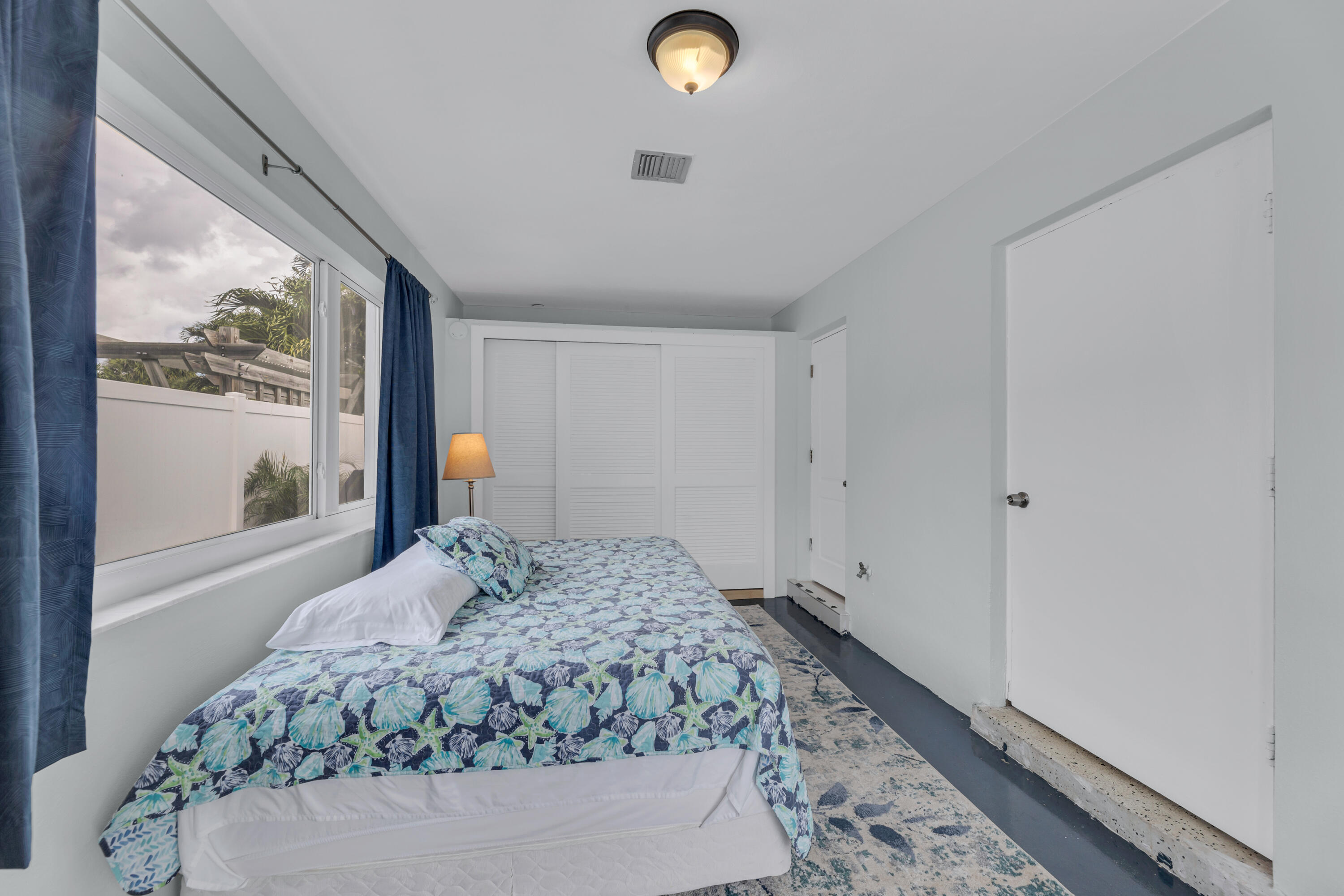 348 SE 18th Avenue